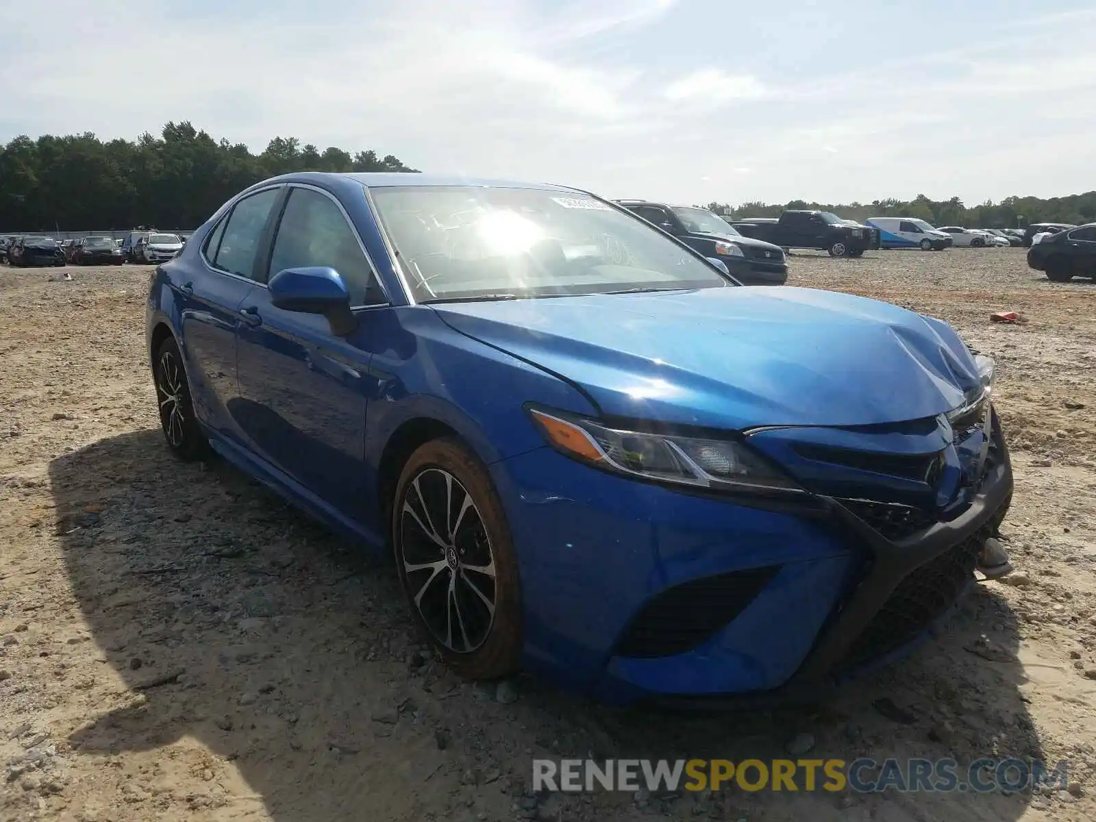 1 Photograph of a damaged car 4T1B11HK8KU167697 TOYOTA CAMRY 2019