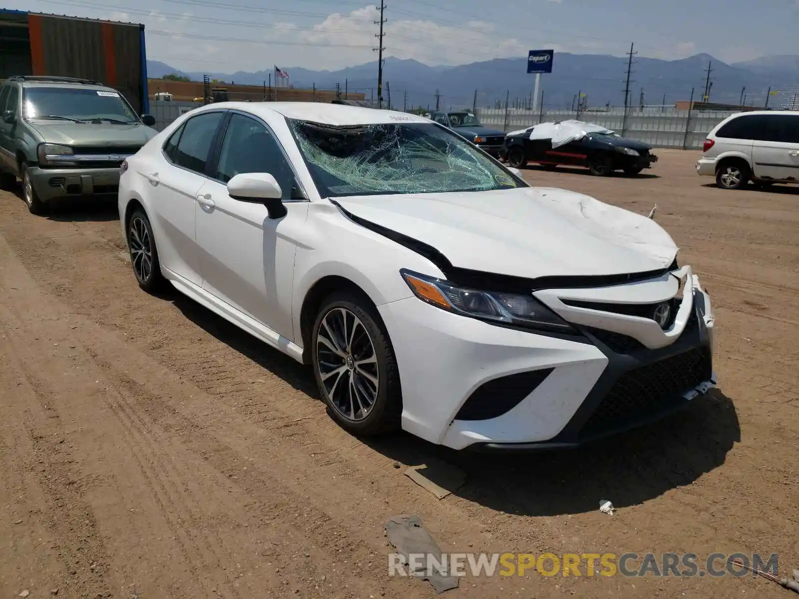 1 Photograph of a damaged car 4T1B11HK8KU168459 TOYOTA CAMRY 2019