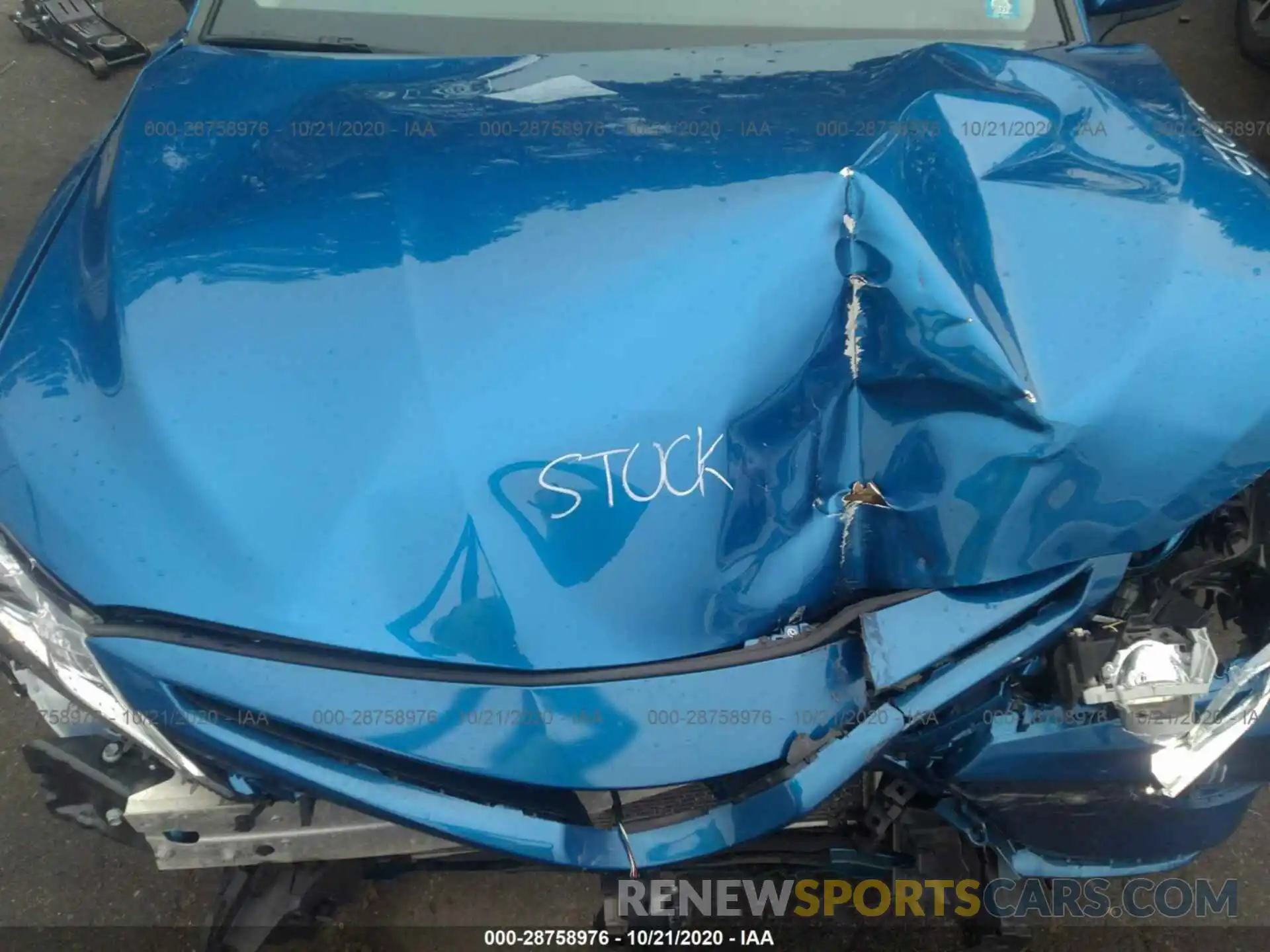 10 Photograph of a damaged car 4T1B11HK8KU168462 TOYOTA CAMRY 2019