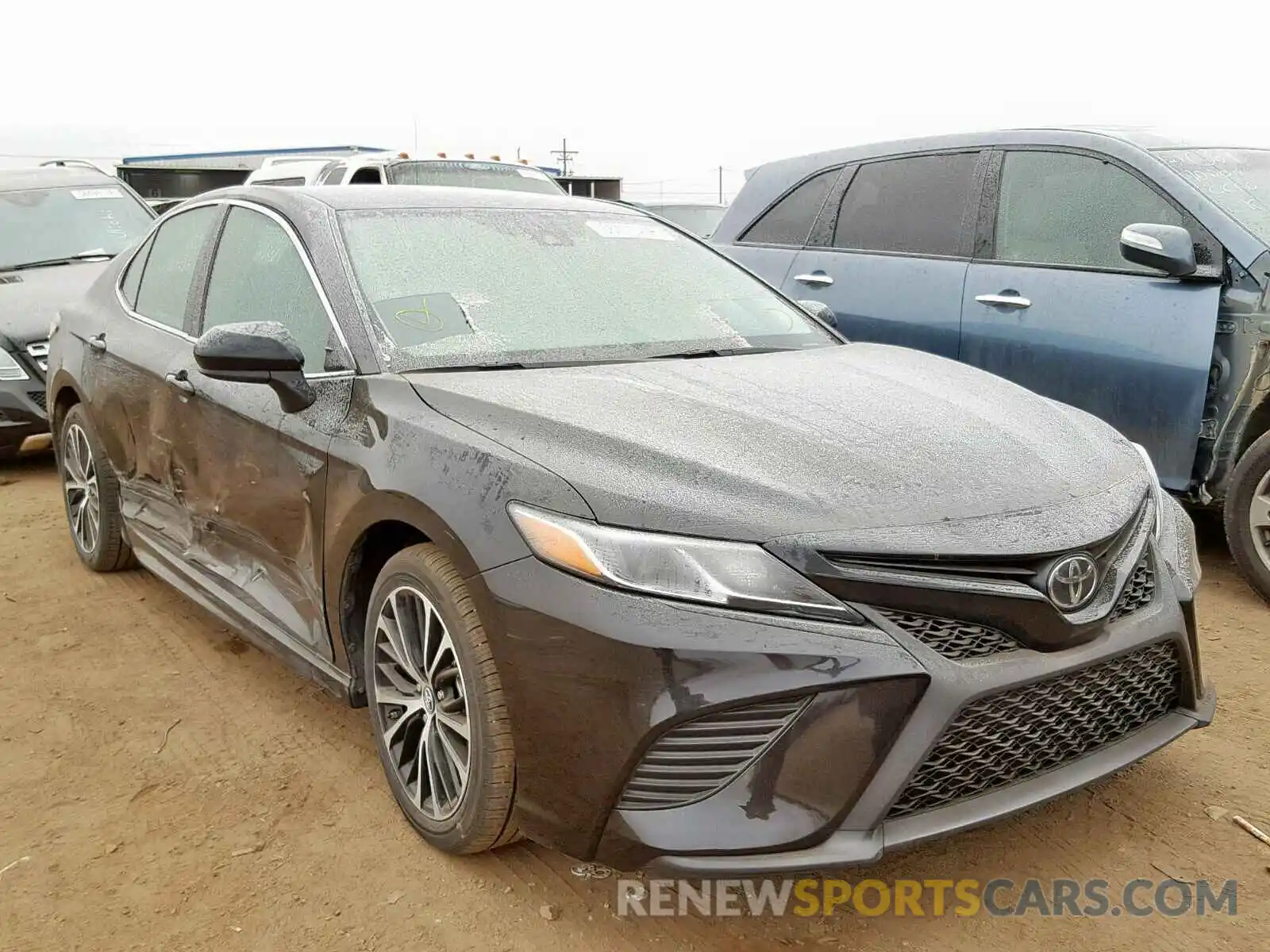 1 Photograph of a damaged car 4T1B11HK8KU169627 TOYOTA CAMRY 2019