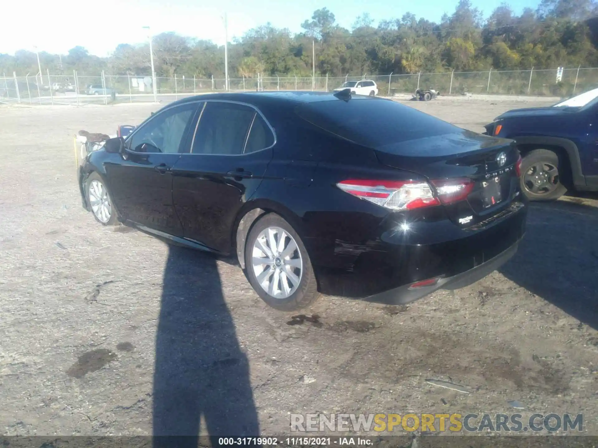 3 Photograph of a damaged car 4T1B11HK8KU170180 TOYOTA CAMRY 2019