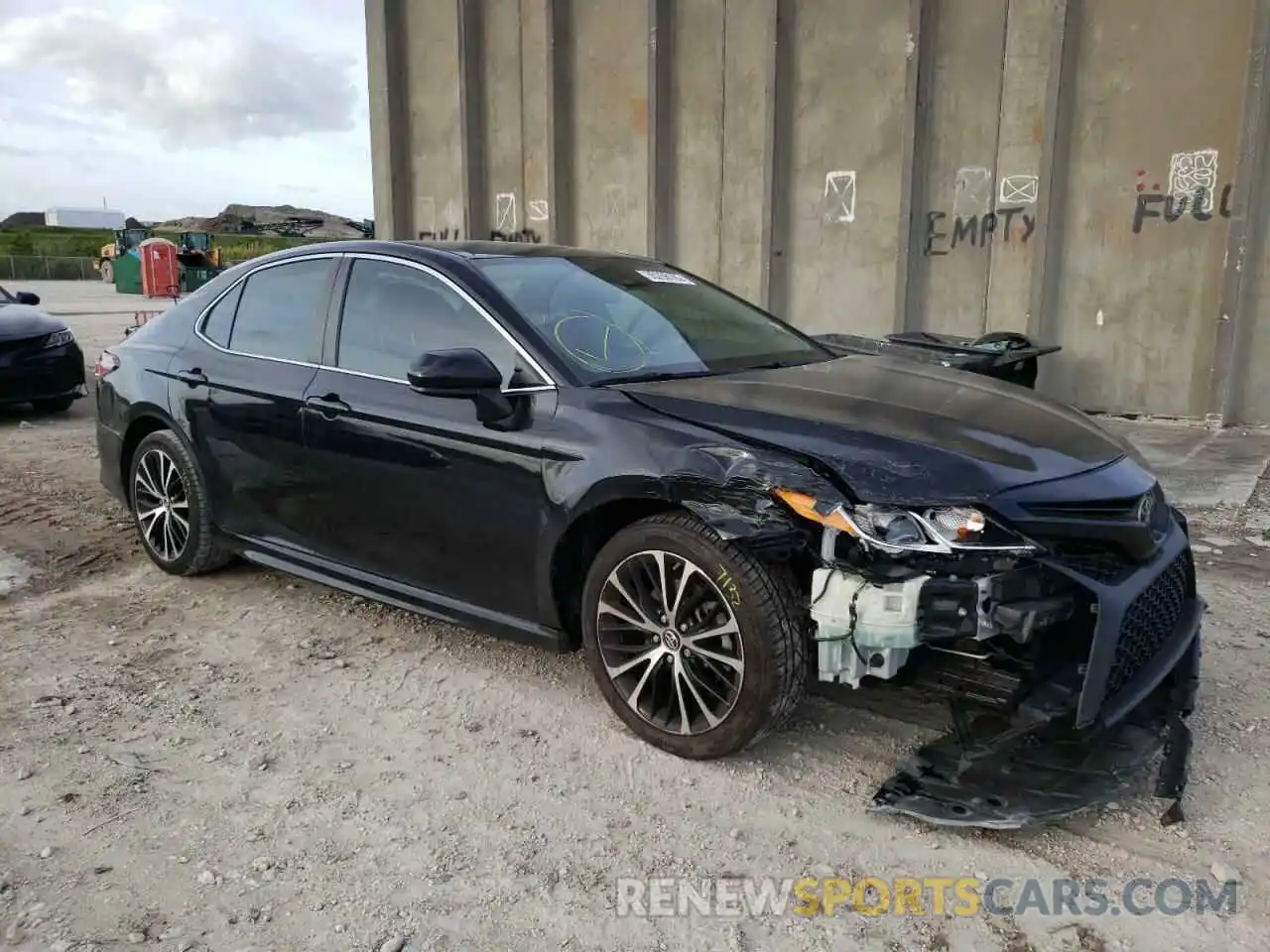 9 Photograph of a damaged car 4T1B11HK8KU170874 TOYOTA CAMRY 2019