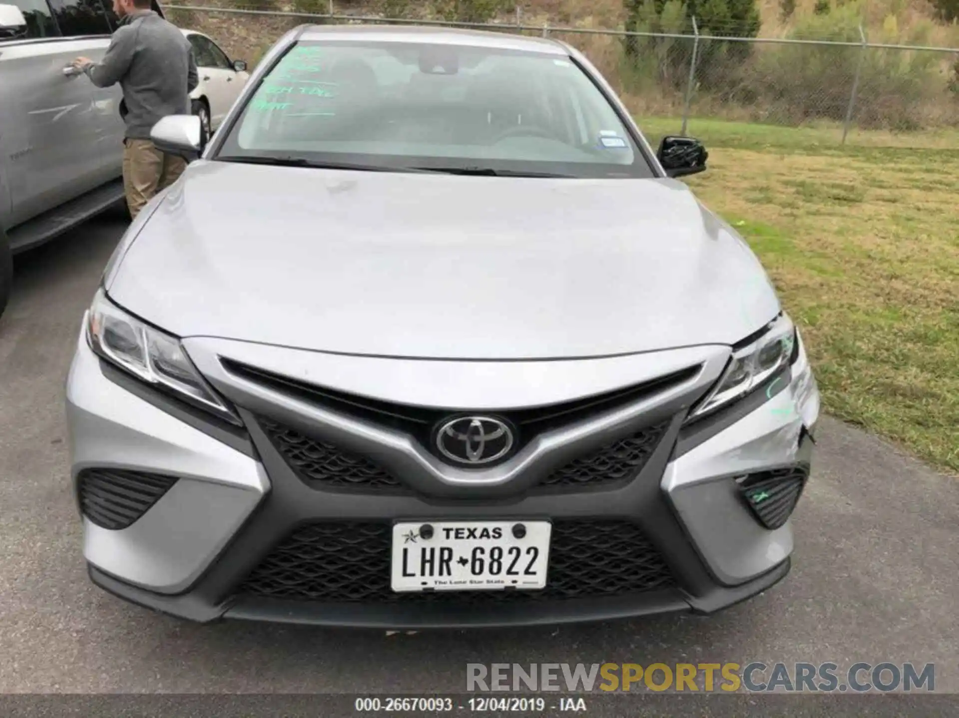 1 Photograph of a damaged car 4T1B11HK8KU171989 TOYOTA CAMRY 2019