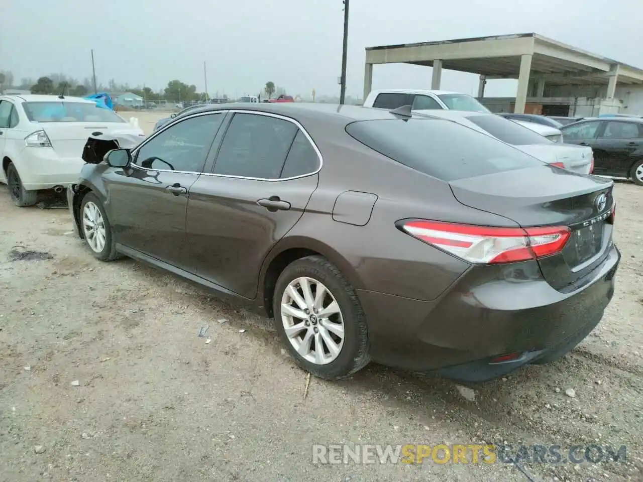 3 Photograph of a damaged car 4T1B11HK8KU172141 TOYOTA CAMRY 2019