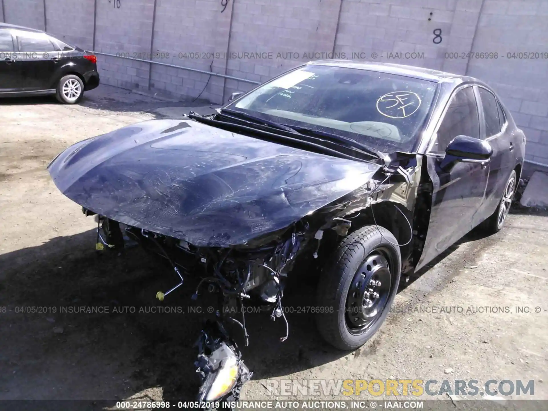 2 Photograph of a damaged car 4T1B11HK8KU173175 TOYOTA CAMRY 2019