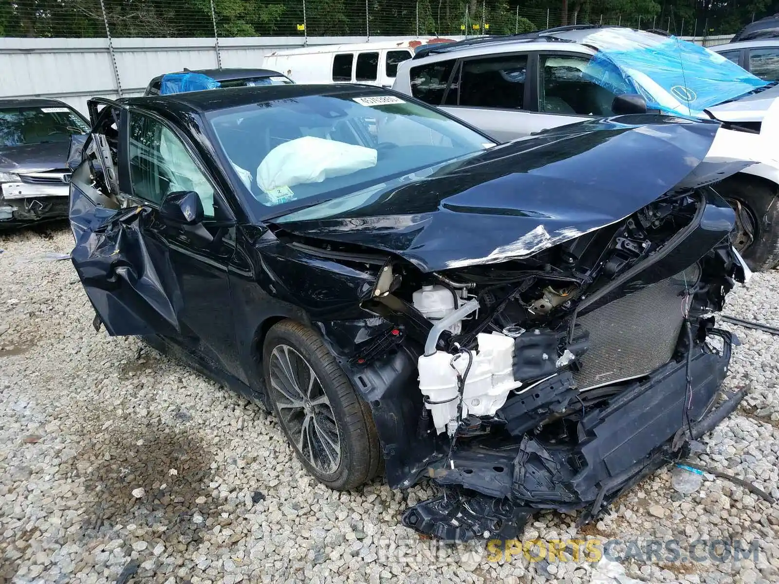 1 Photograph of a damaged car 4T1B11HK8KU173323 TOYOTA CAMRY 2019