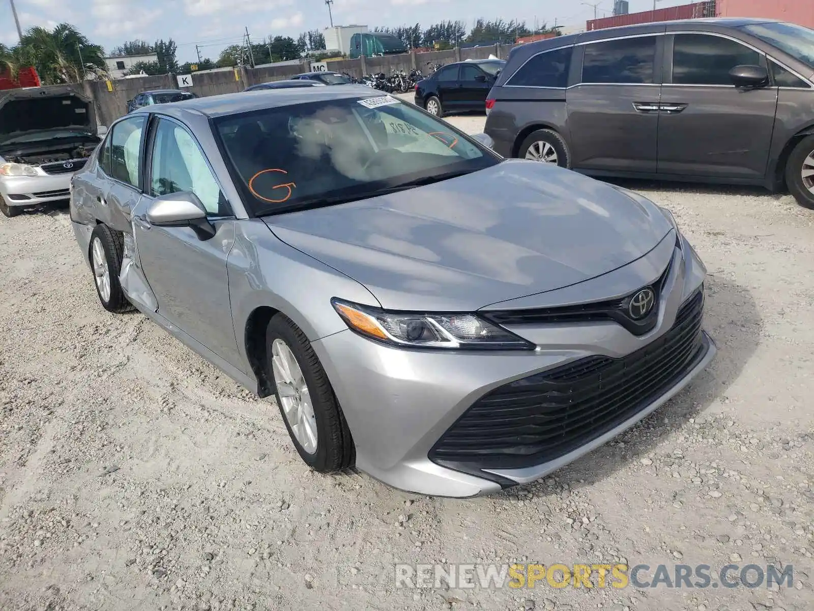 1 Photograph of a damaged car 4T1B11HK8KU173838 TOYOTA CAMRY 2019