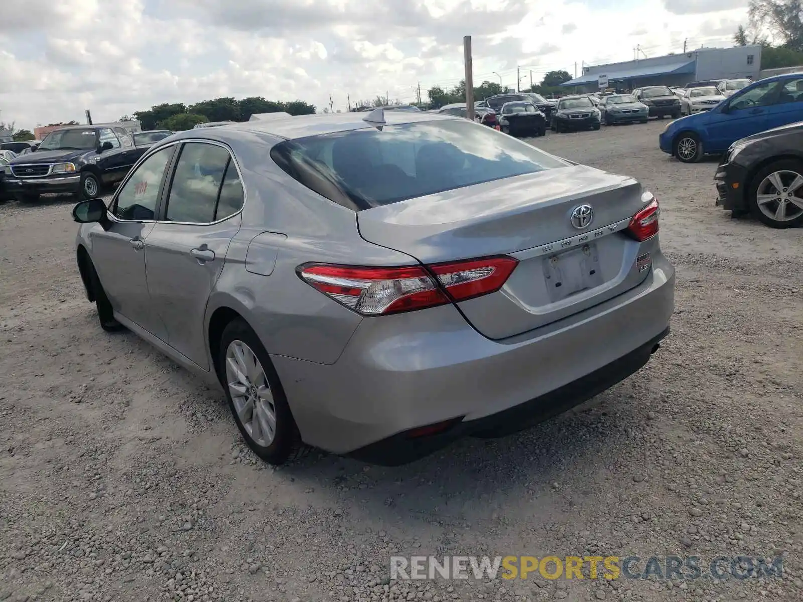 3 Photograph of a damaged car 4T1B11HK8KU173838 TOYOTA CAMRY 2019