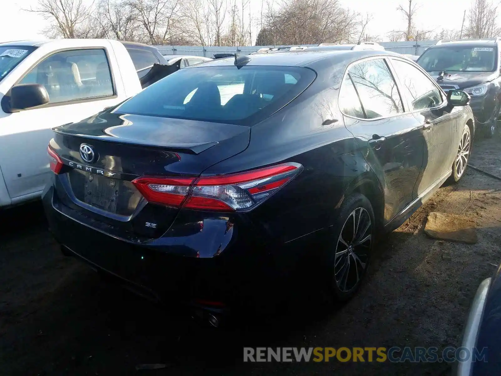 4 Photograph of a damaged car 4T1B11HK8KU173998 TOYOTA CAMRY 2019