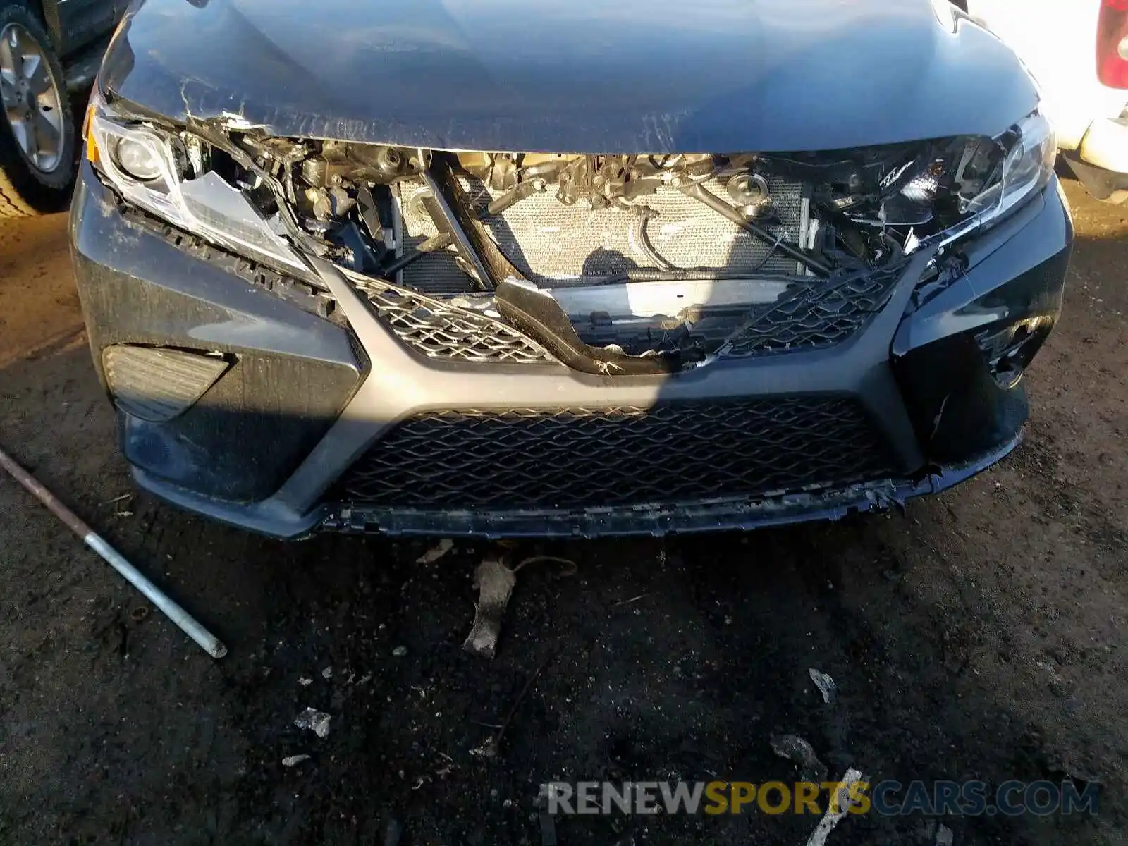 9 Photograph of a damaged car 4T1B11HK8KU173998 TOYOTA CAMRY 2019