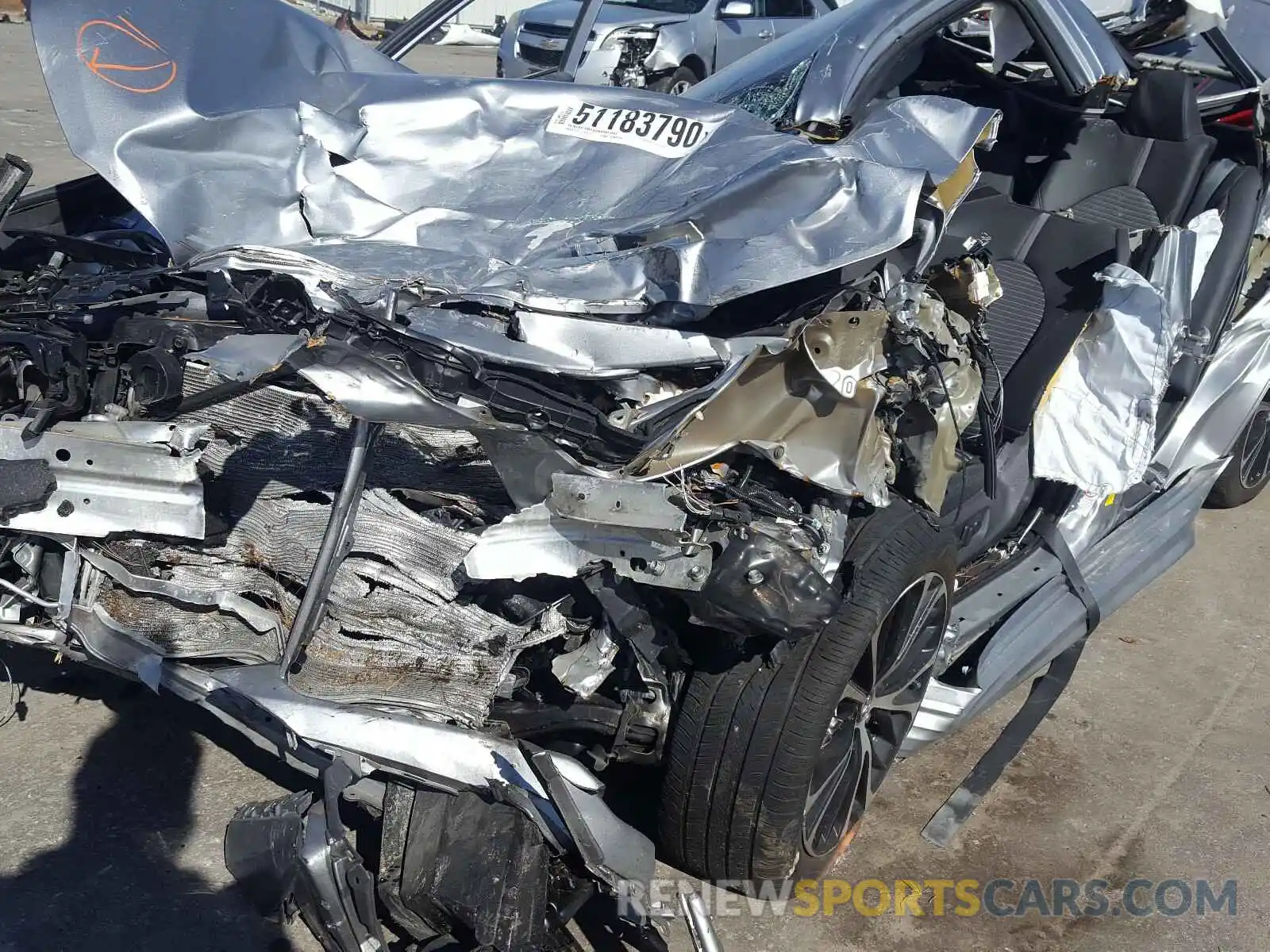 9 Фотография поврежденного автомобиля 4T1B11HK8KU174018 TOYOTA CAMRY 2019