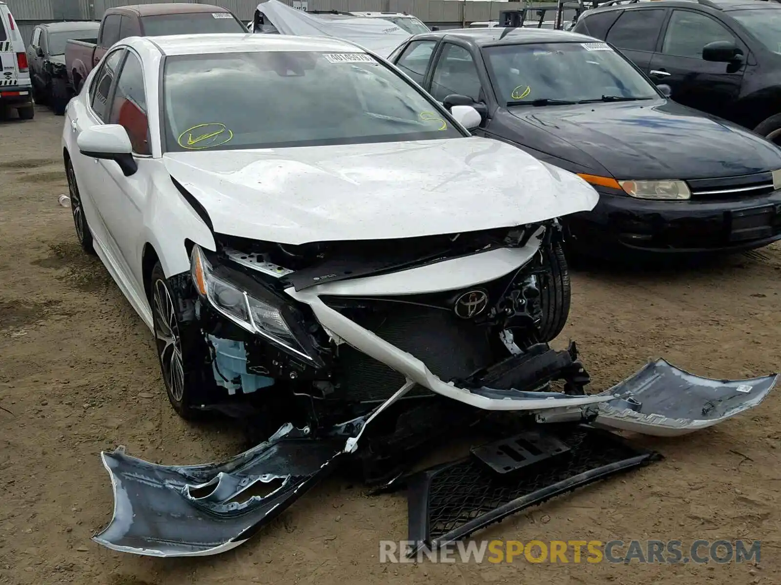 1 Photograph of a damaged car 4T1B11HK8KU174312 TOYOTA CAMRY 2019