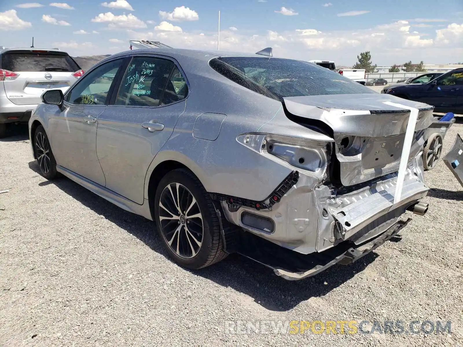 3 Photograph of a damaged car 4T1B11HK8KU175041 TOYOTA CAMRY 2019