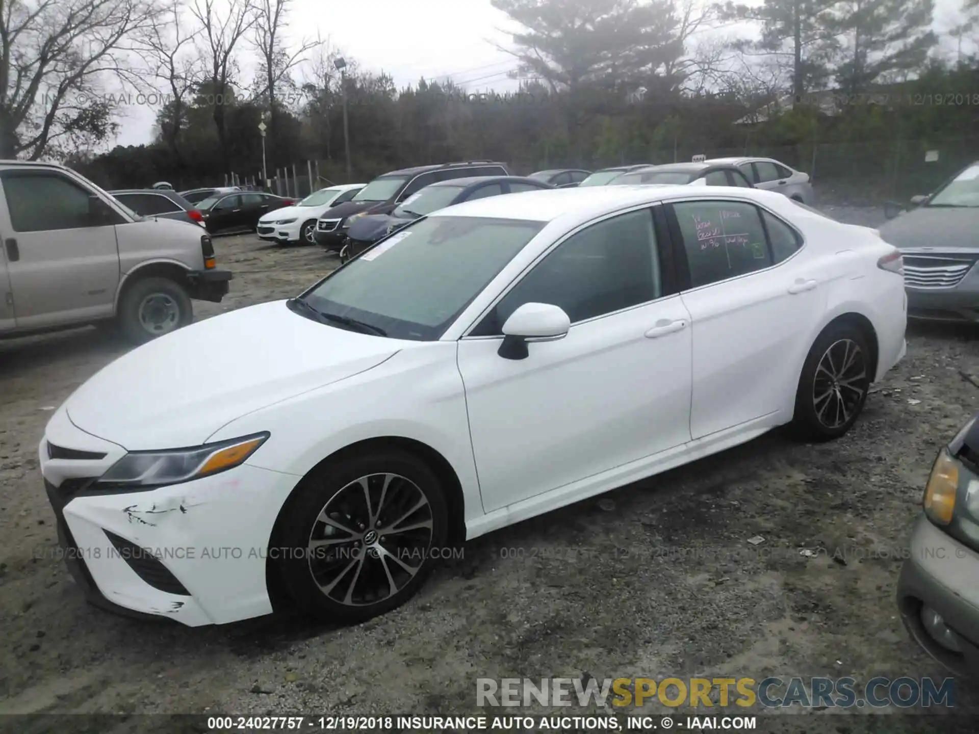 2 Photograph of a damaged car 4T1B11HK8KU175105 TOYOTA CAMRY 2019