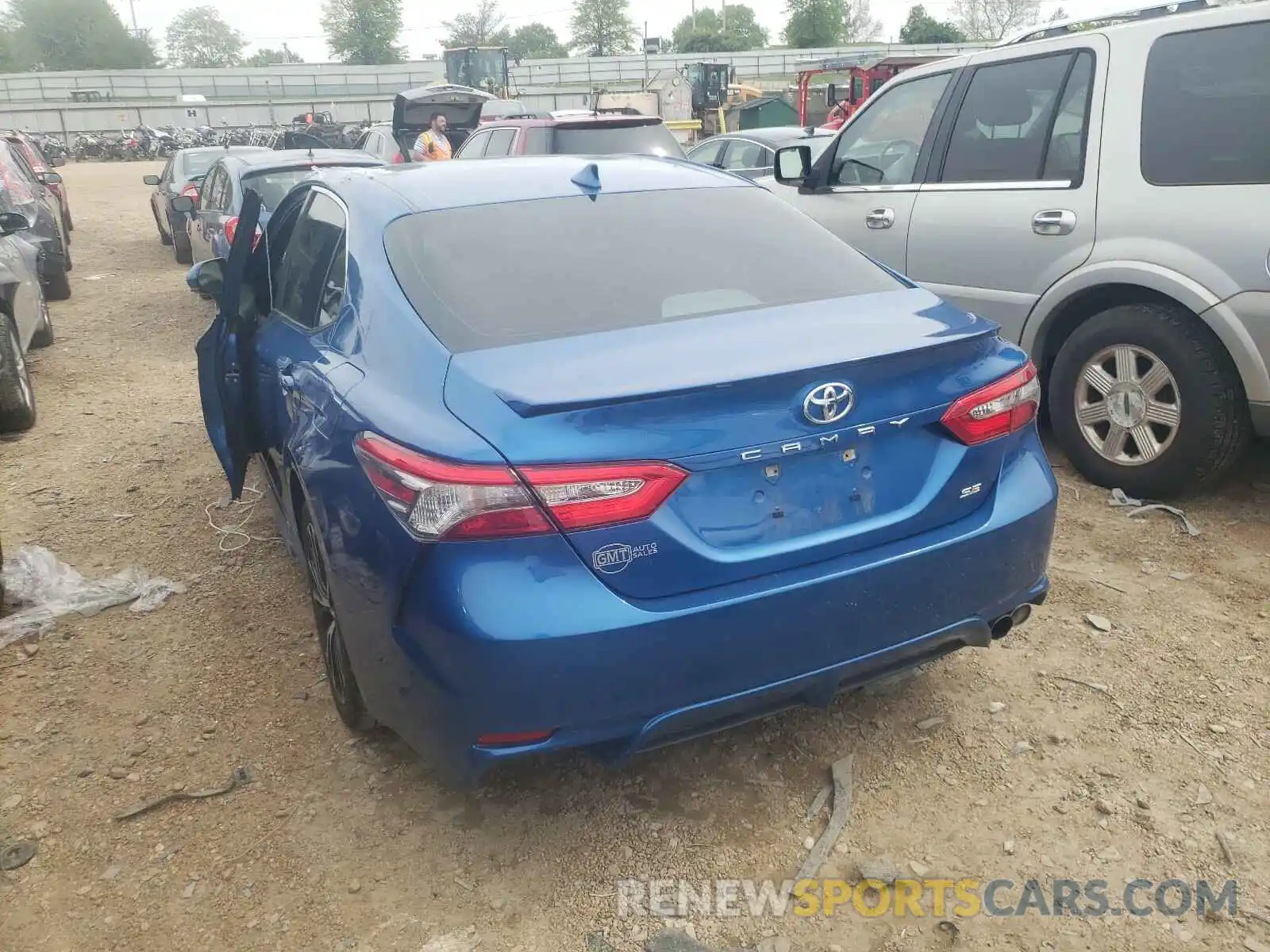 3 Photograph of a damaged car 4T1B11HK8KU175766 TOYOTA CAMRY 2019