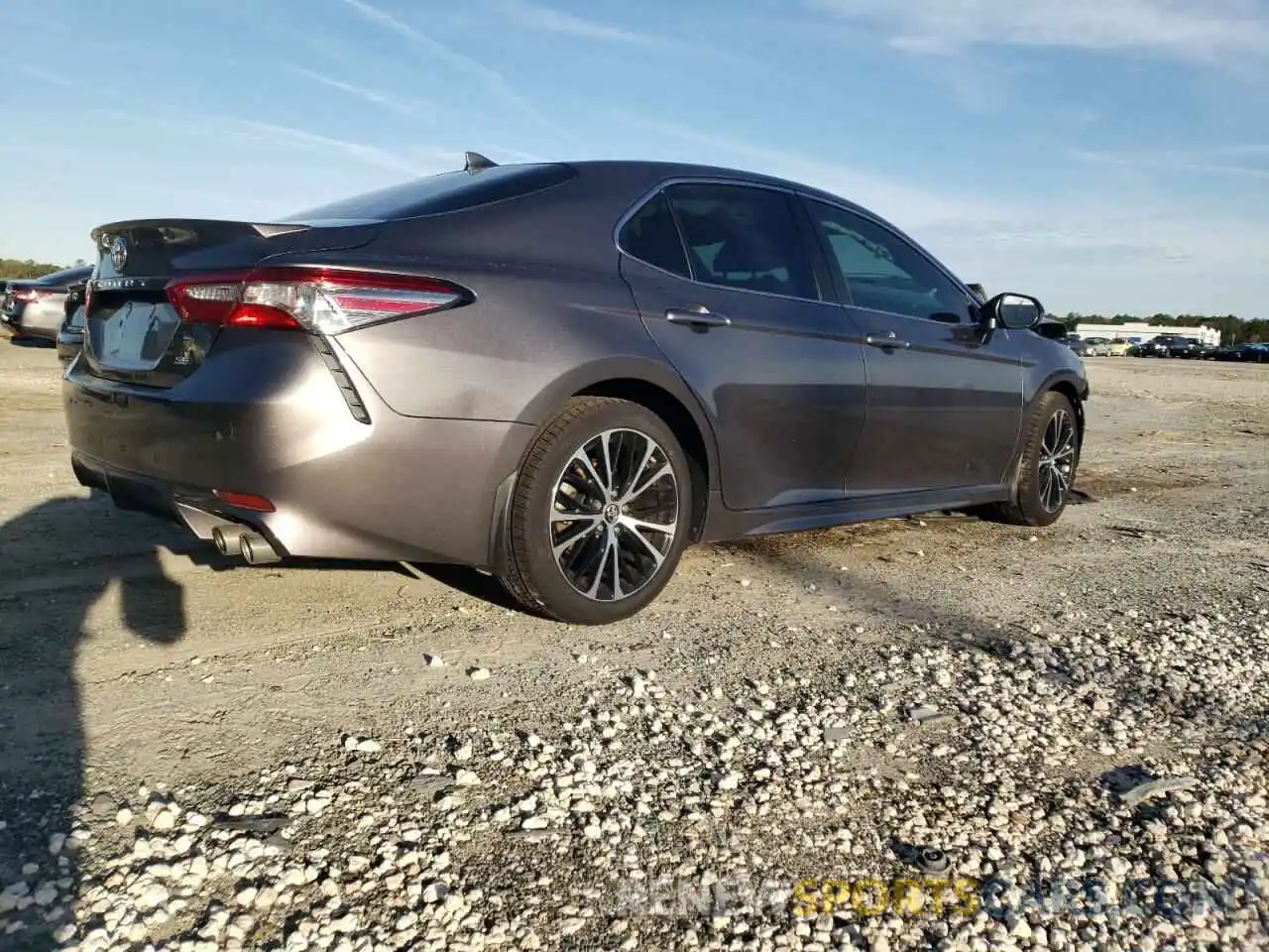 3 Photograph of a damaged car 4T1B11HK8KU177940 TOYOTA CAMRY 2019