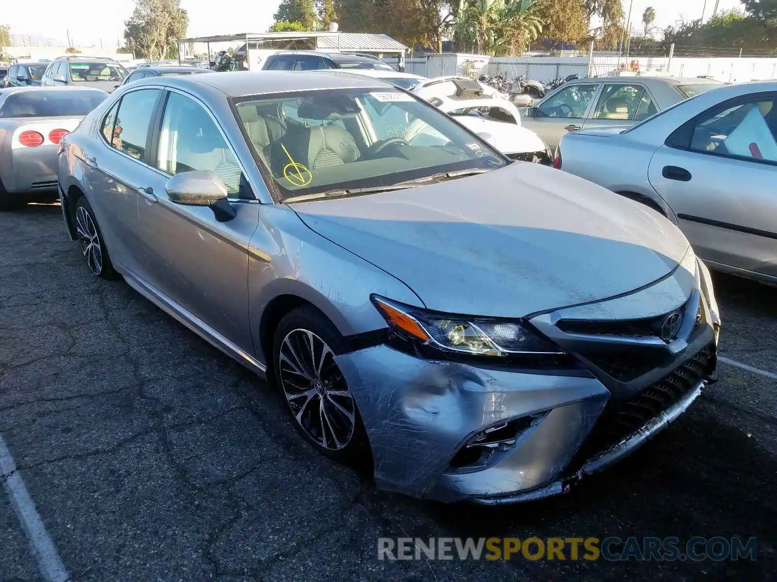 1 Photograph of a damaged car 4T1B11HK8KU180854 TOYOTA CAMRY 2019