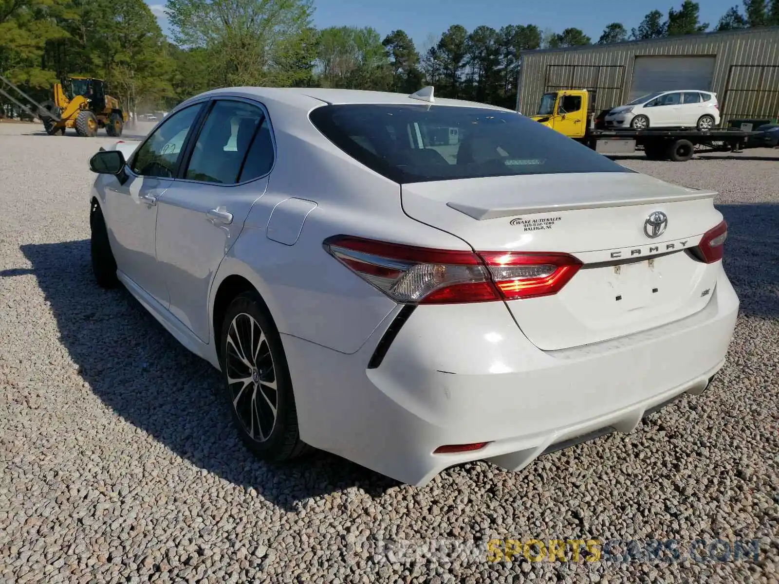 3 Photograph of a damaged car 4T1B11HK8KU182233 TOYOTA CAMRY 2019