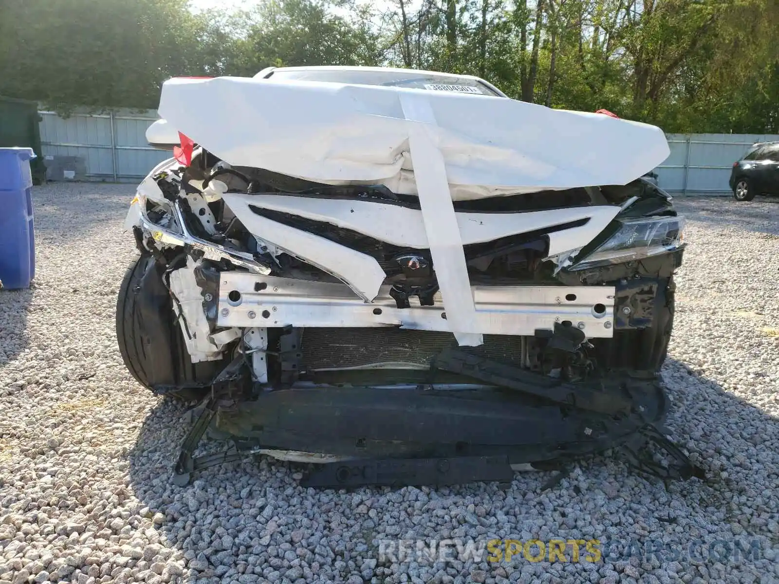 9 Photograph of a damaged car 4T1B11HK8KU182233 TOYOTA CAMRY 2019