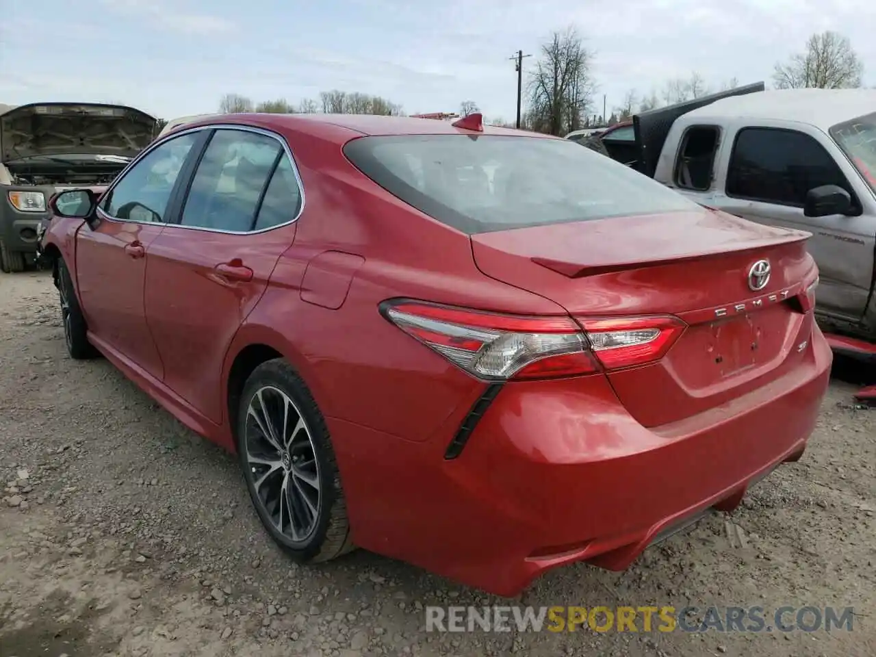 3 Photograph of a damaged car 4T1B11HK8KU182703 TOYOTA CAMRY 2019