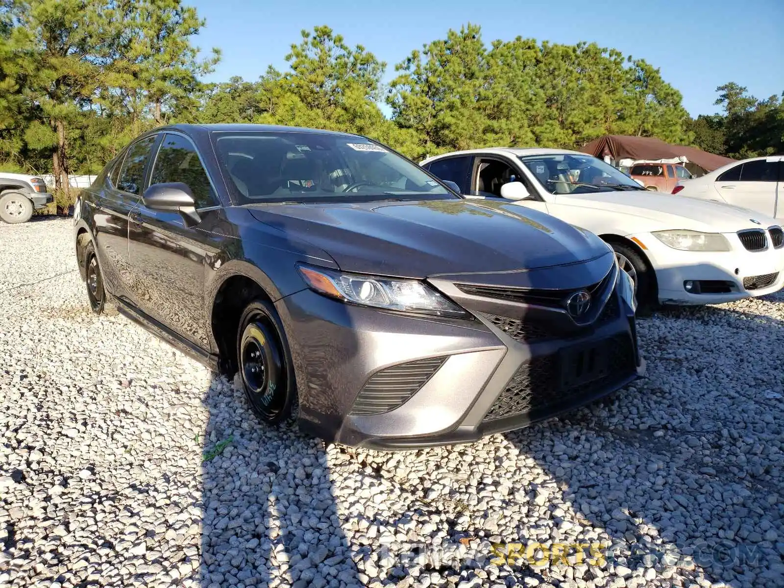 1 Photograph of a damaged car 4T1B11HK8KU183656 TOYOTA CAMRY 2019