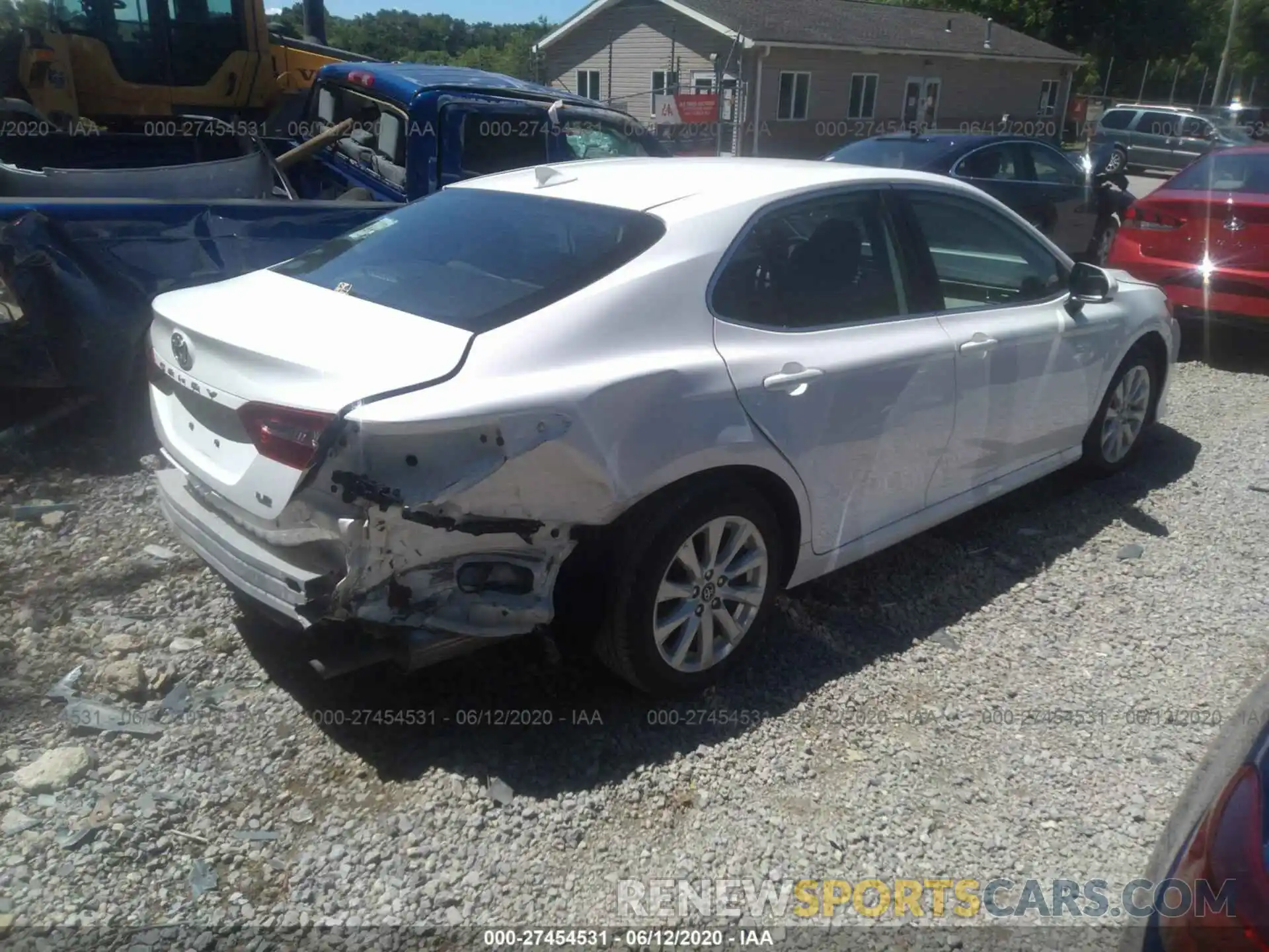 4 Photograph of a damaged car 4T1B11HK8KU183933 TOYOTA CAMRY 2019