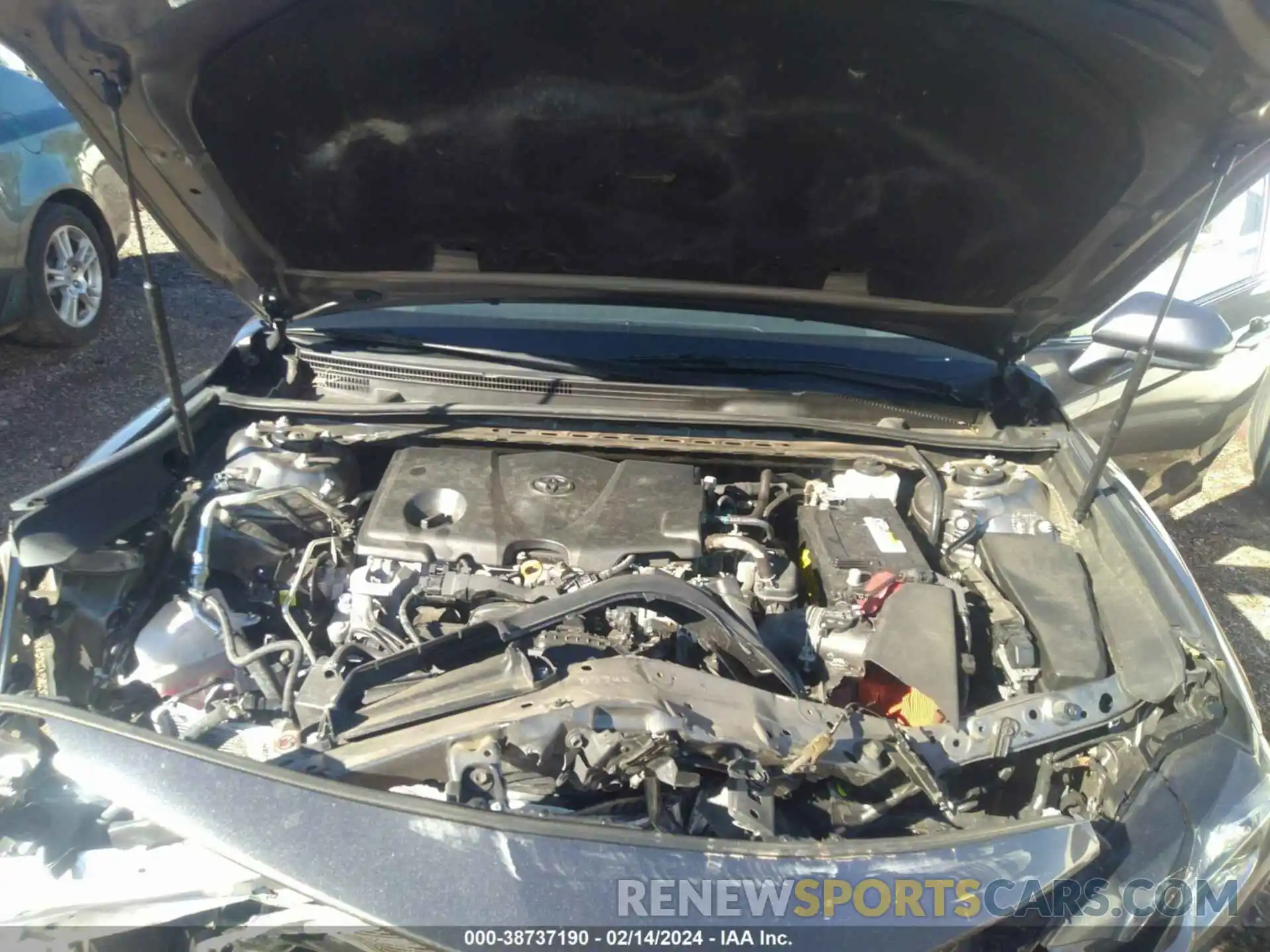 10 Photograph of a damaged car 4T1B11HK8KU185536 TOYOTA CAMRY 2019