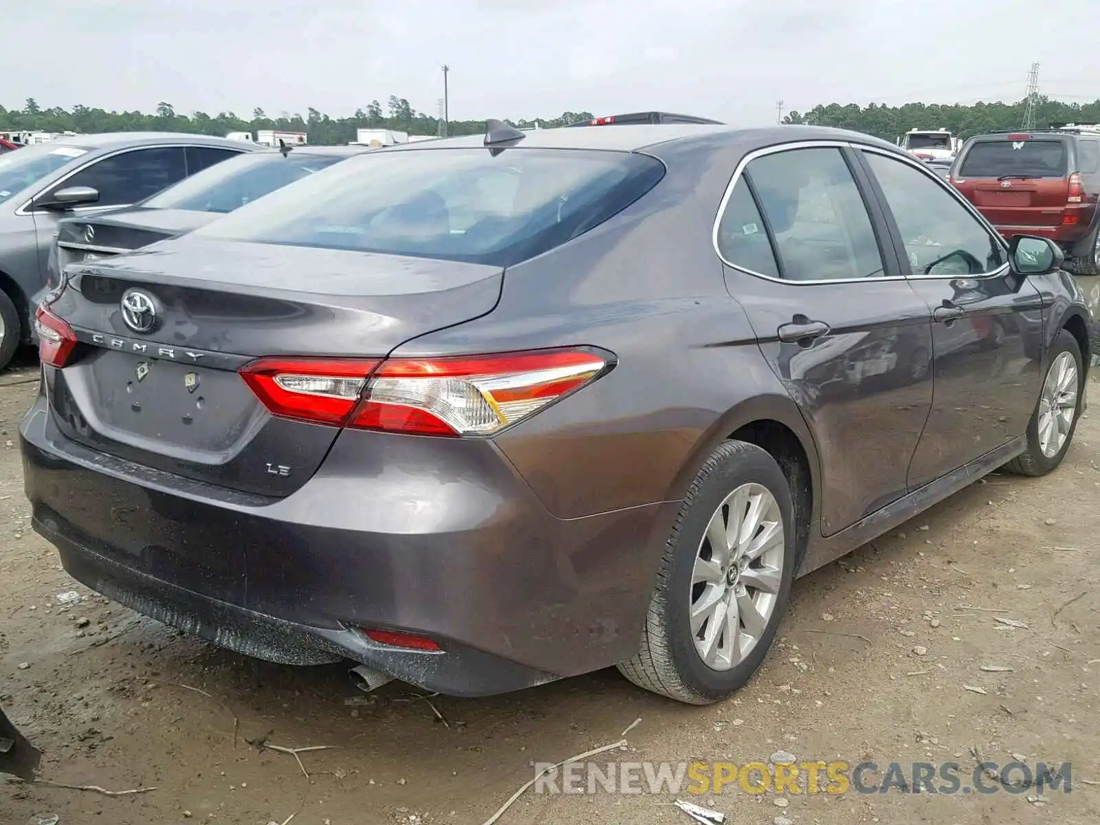 4 Photograph of a damaged car 4T1B11HK8KU189005 TOYOTA CAMRY 2019