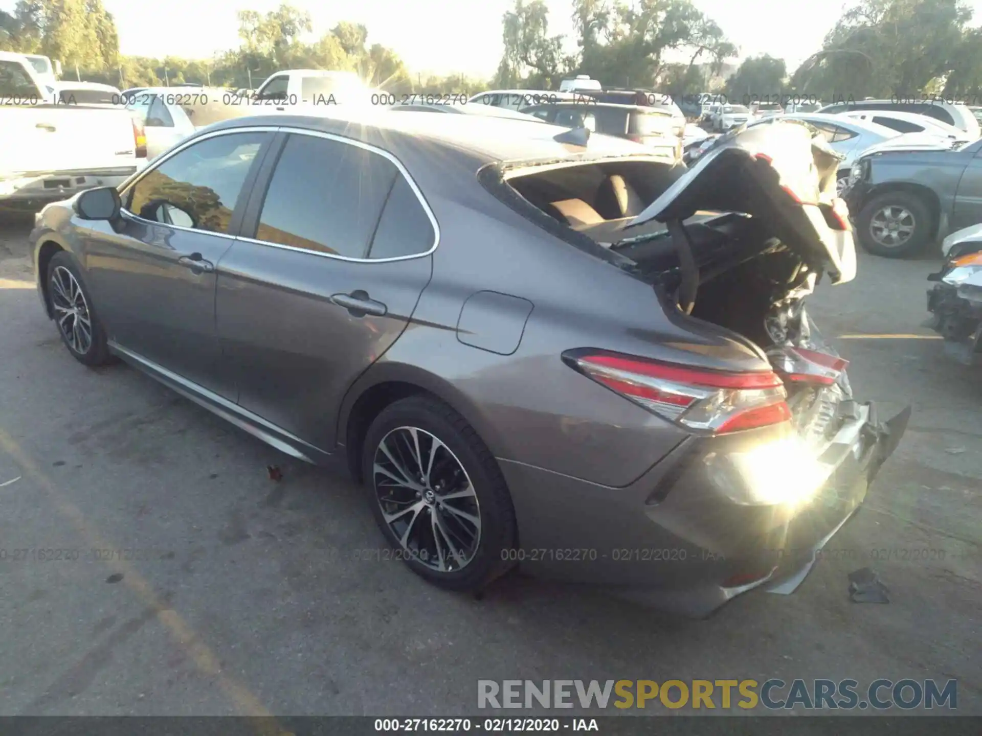 3 Photograph of a damaged car 4T1B11HK8KU194138 TOYOTA CAMRY 2019