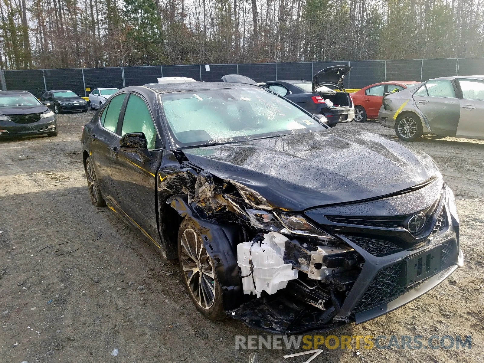 1 Photograph of a damaged car 4T1B11HK8KU194608 TOYOTA CAMRY 2019