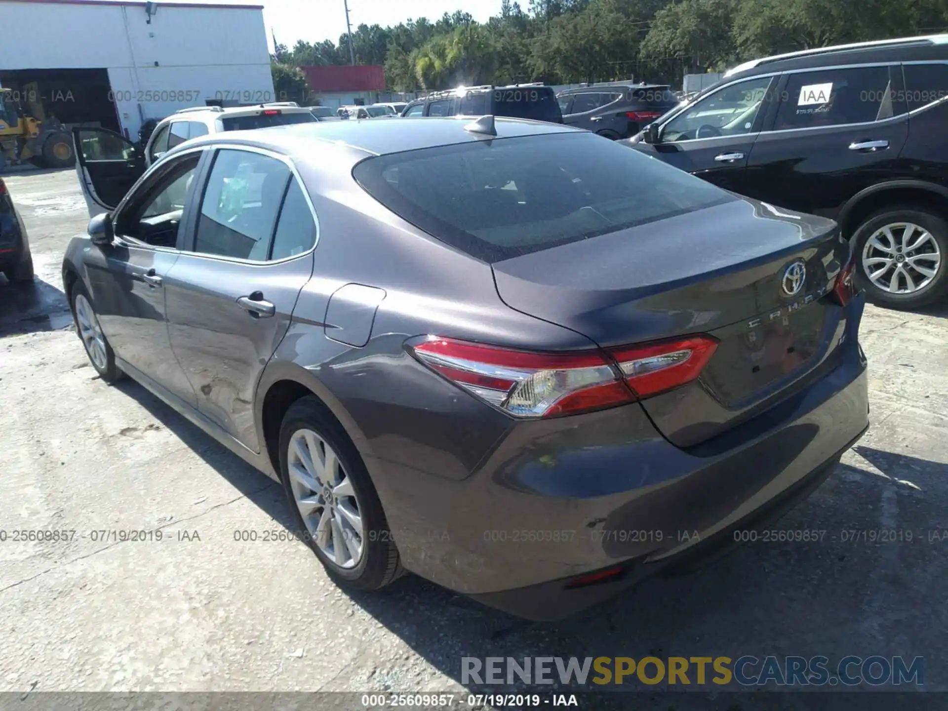 3 Photograph of a damaged car 4T1B11HK8KU195032 TOYOTA CAMRY 2019