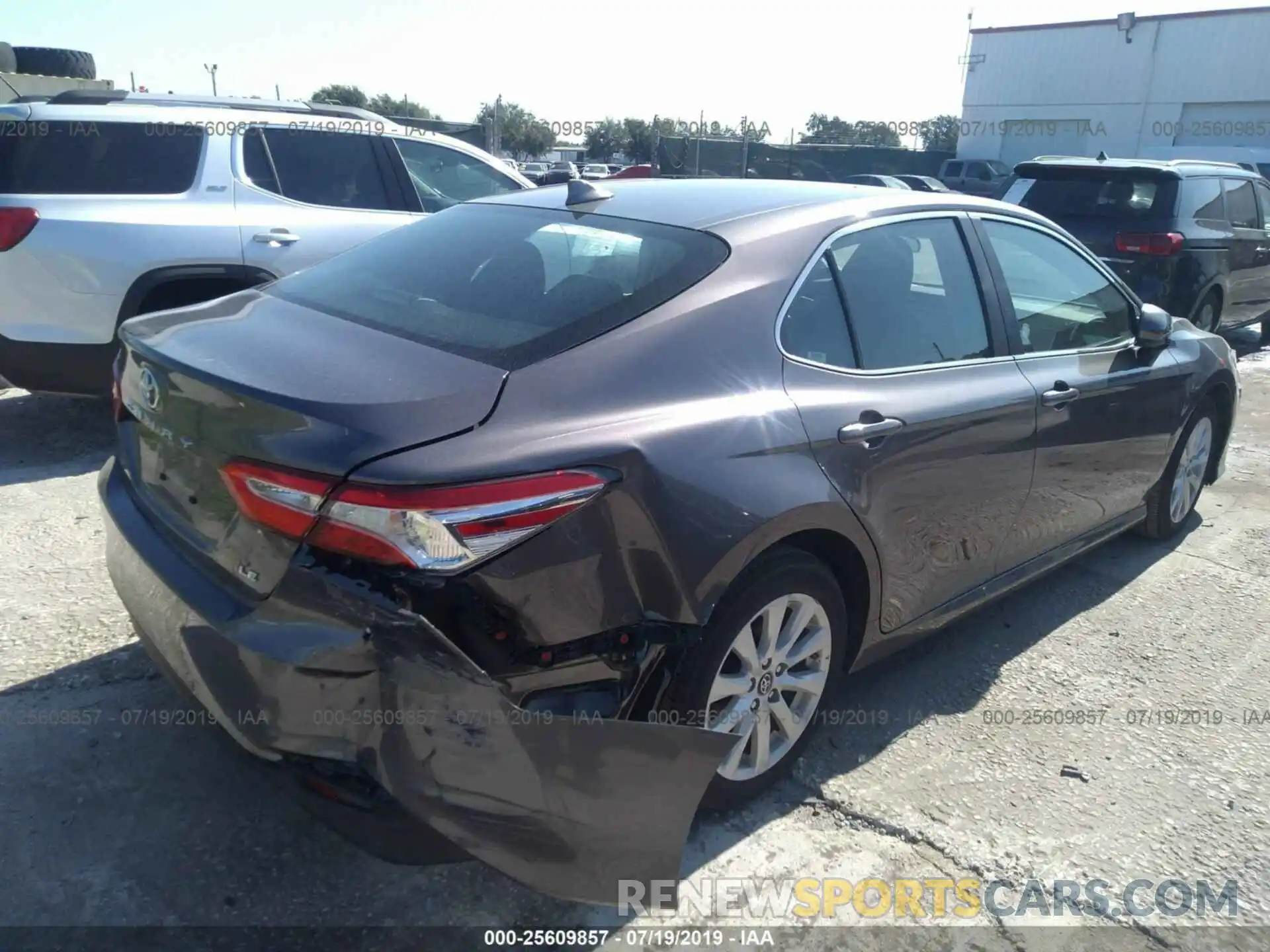 6 Photograph of a damaged car 4T1B11HK8KU195032 TOYOTA CAMRY 2019