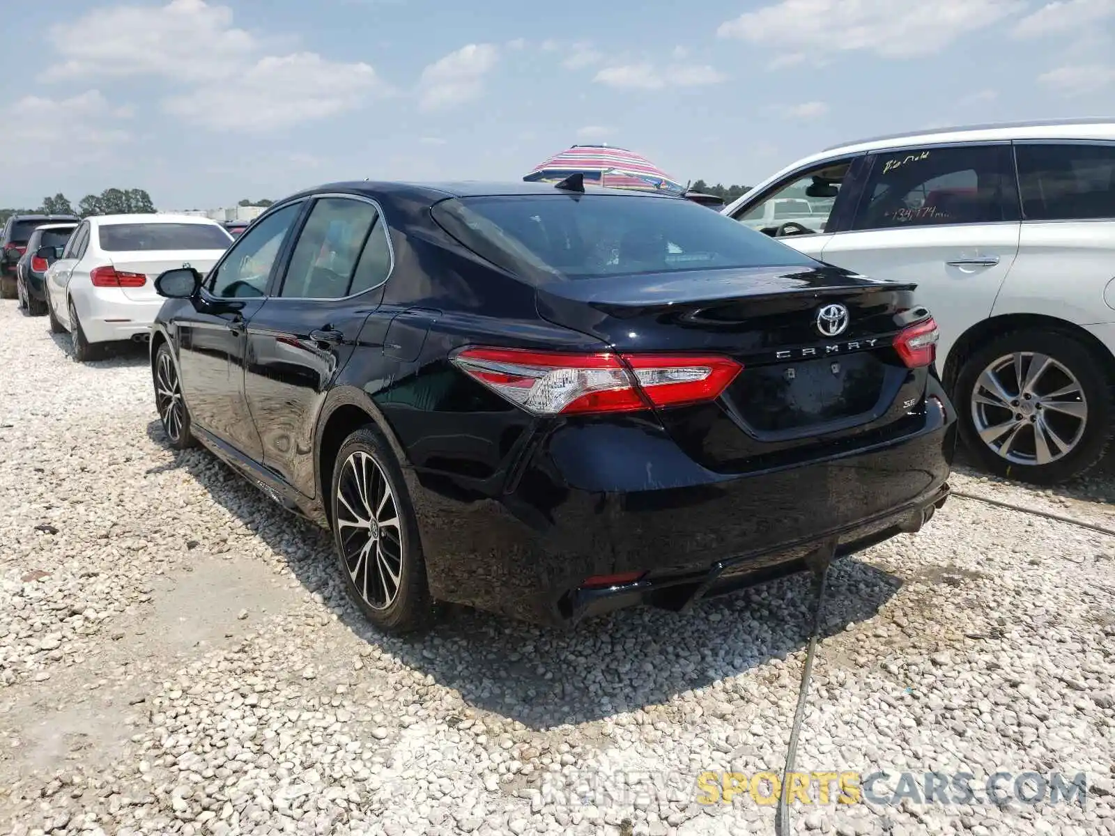 3 Photograph of a damaged car 4T1B11HK8KU195550 TOYOTA CAMRY 2019