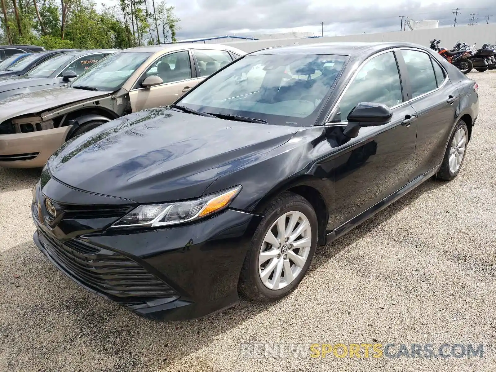 2 Photograph of a damaged car 4T1B11HK8KU198092 TOYOTA CAMRY 2019