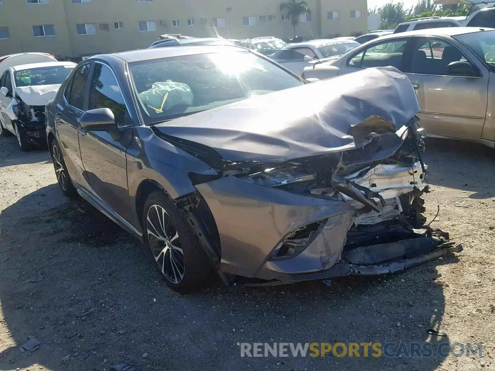 1 Photograph of a damaged car 4T1B11HK8KU199789 TOYOTA CAMRY 2019