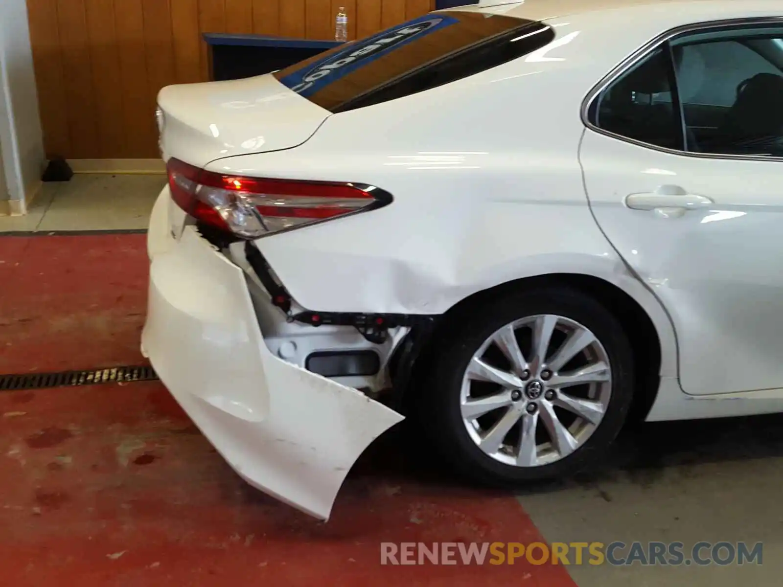 9 Photograph of a damaged car 4T1B11HK8KU202500 TOYOTA CAMRY 2019