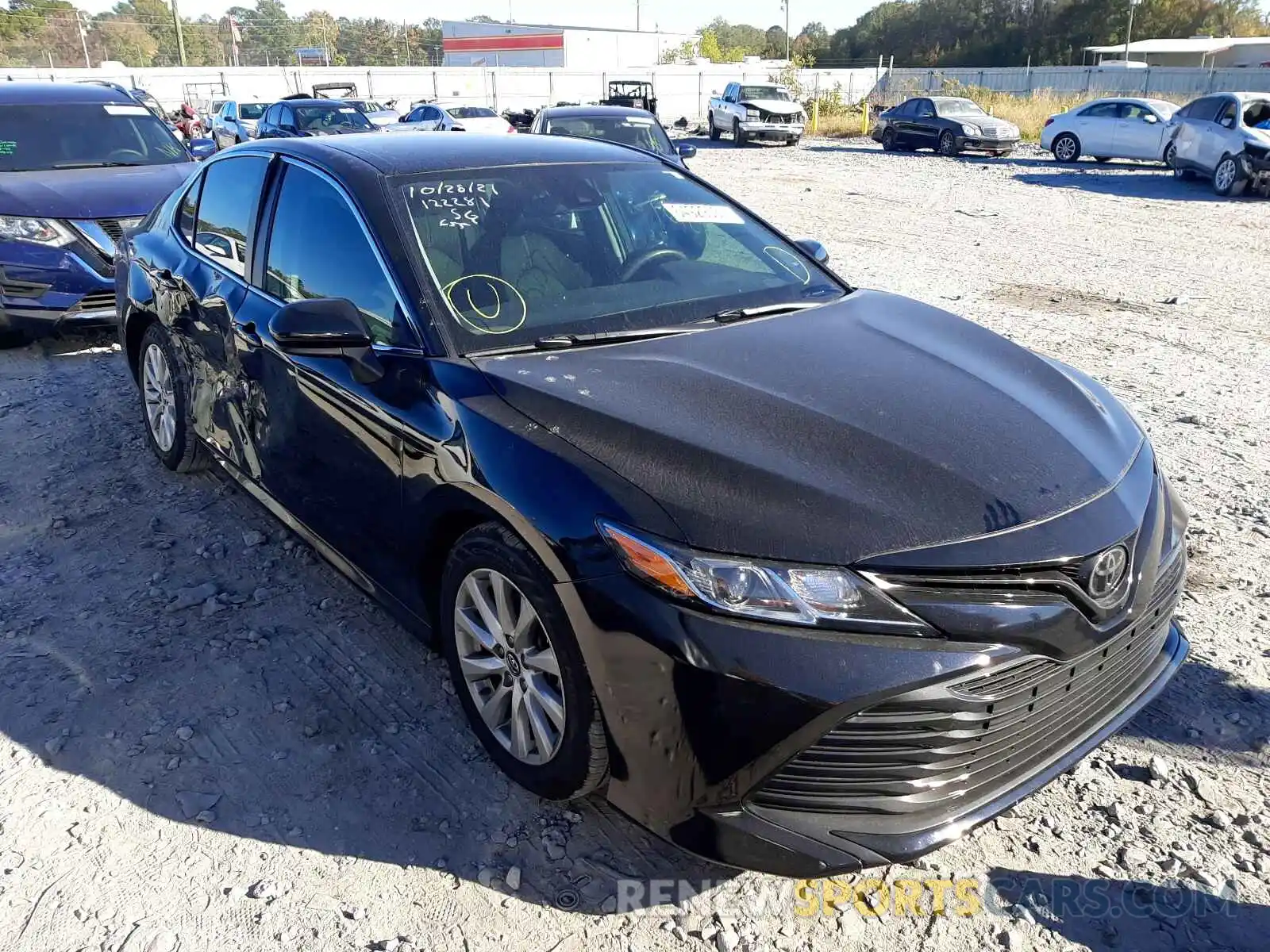 1 Photograph of a damaged car 4T1B11HK8KU203212 TOYOTA CAMRY 2019