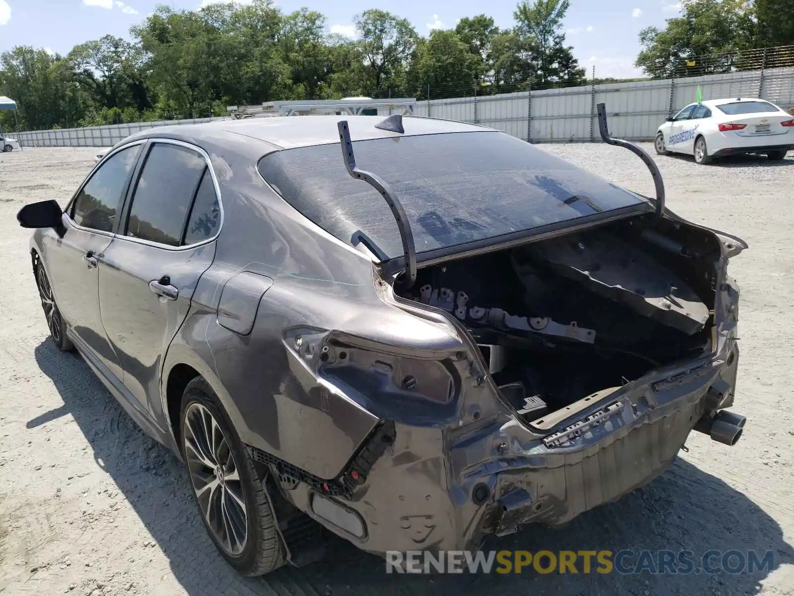 3 Photograph of a damaged car 4T1B11HK8KU204277 TOYOTA CAMRY 2019