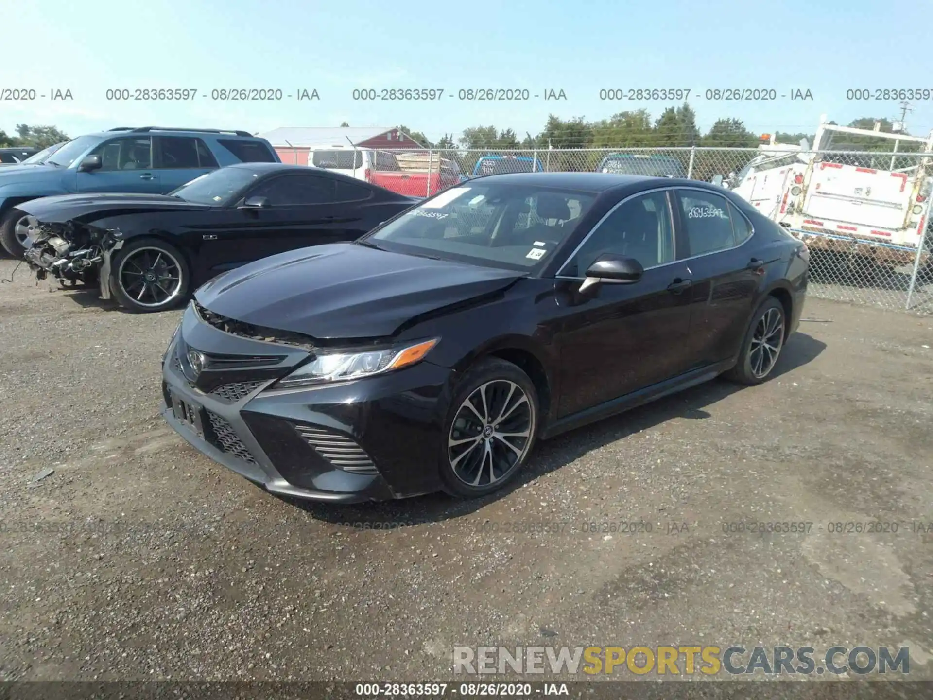 2 Фотография поврежденного автомобиля 4T1B11HK8KU205333 TOYOTA CAMRY 2019