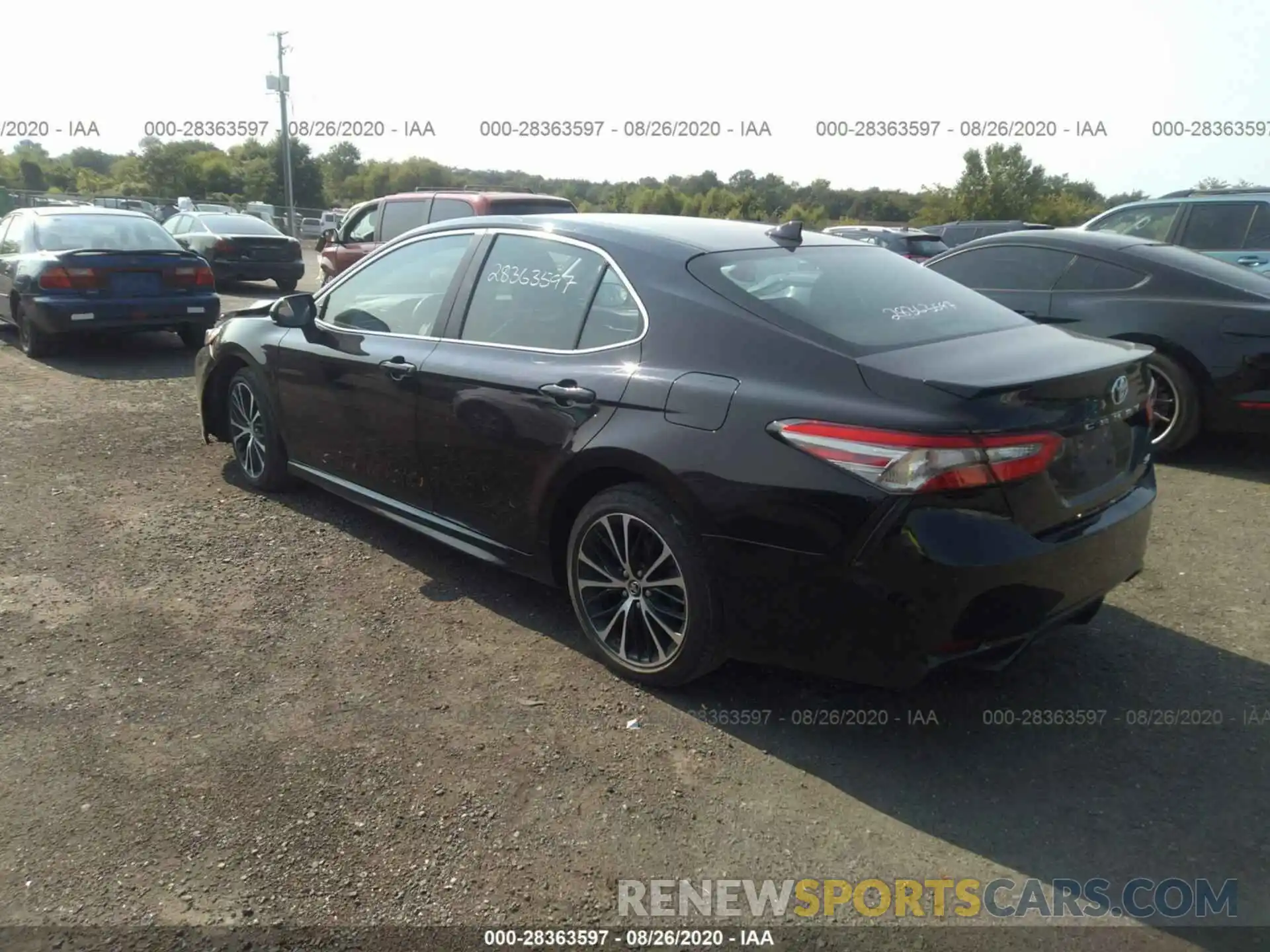 3 Фотография поврежденного автомобиля 4T1B11HK8KU205333 TOYOTA CAMRY 2019