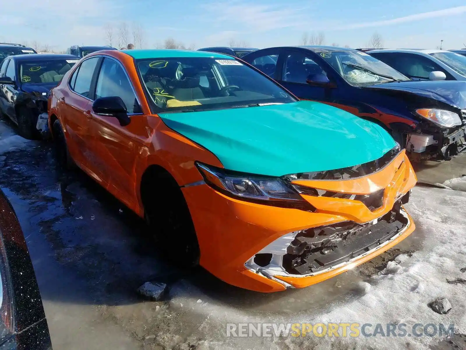 1 Photograph of a damaged car 4T1B11HK8KU206496 TOYOTA CAMRY 2019