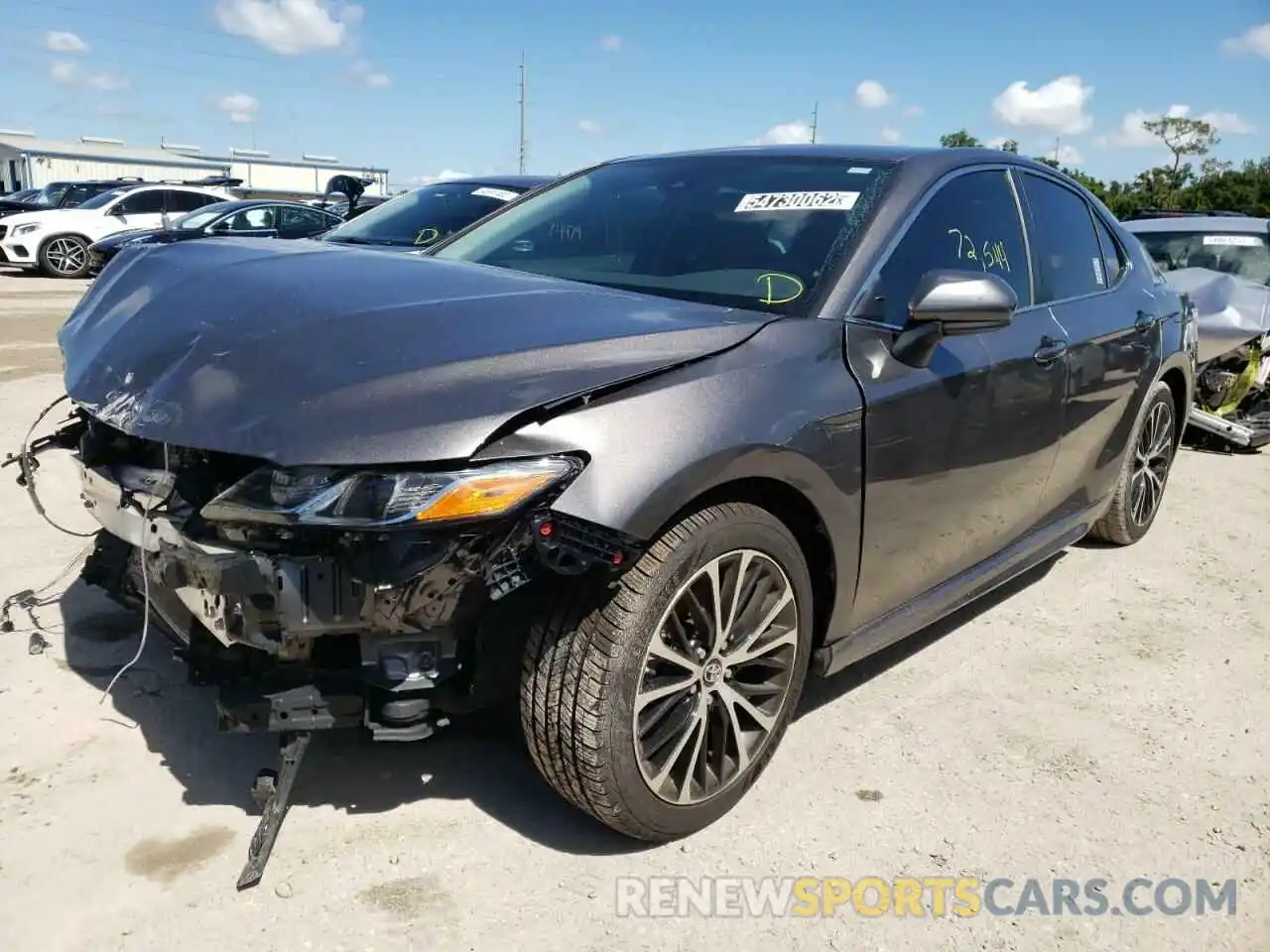 2 Photograph of a damaged car 4T1B11HK8KU206935 TOYOTA CAMRY 2019