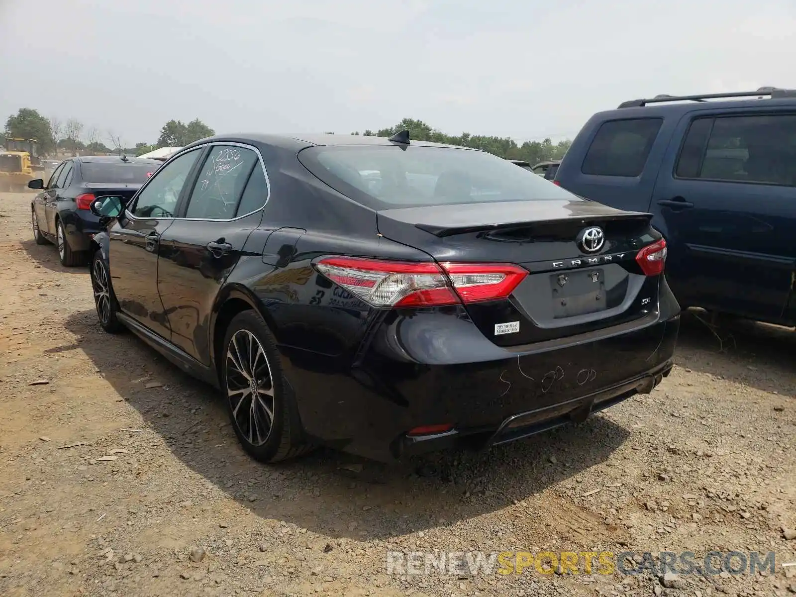 3 Photograph of a damaged car 4T1B11HK8KU207017 TOYOTA CAMRY 2019