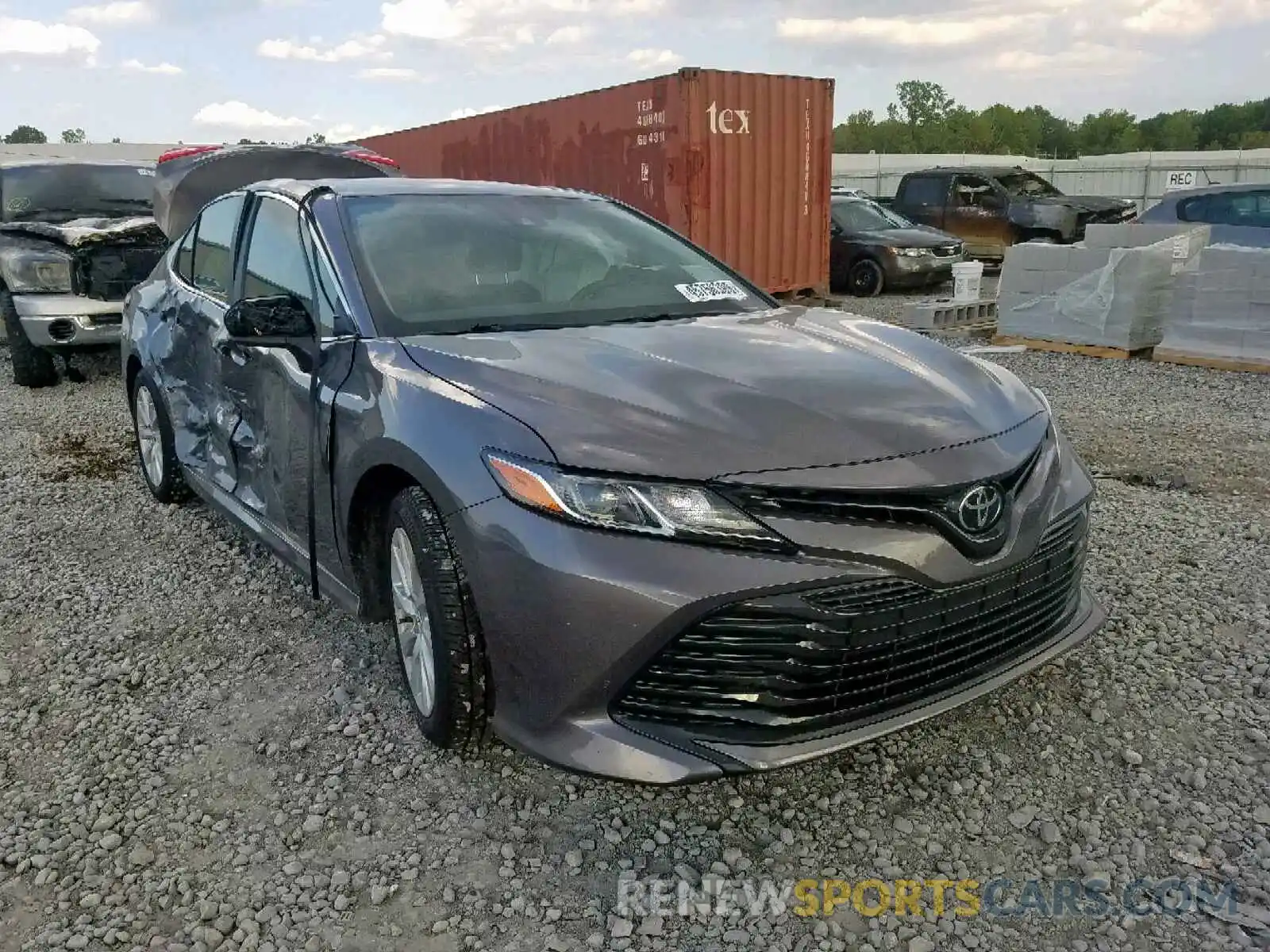 1 Photograph of a damaged car 4T1B11HK8KU207907 TOYOTA CAMRY 2019