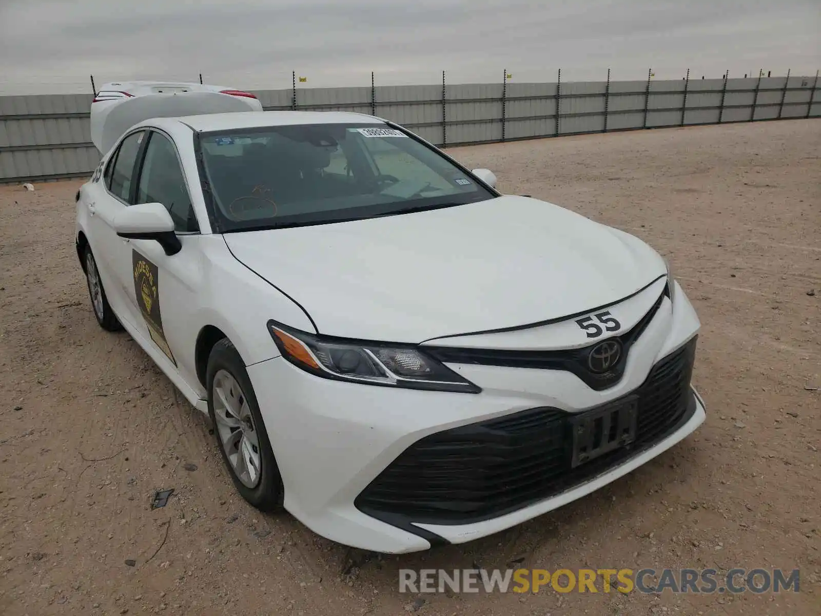 1 Photograph of a damaged car 4T1B11HK8KU208457 TOYOTA CAMRY 2019