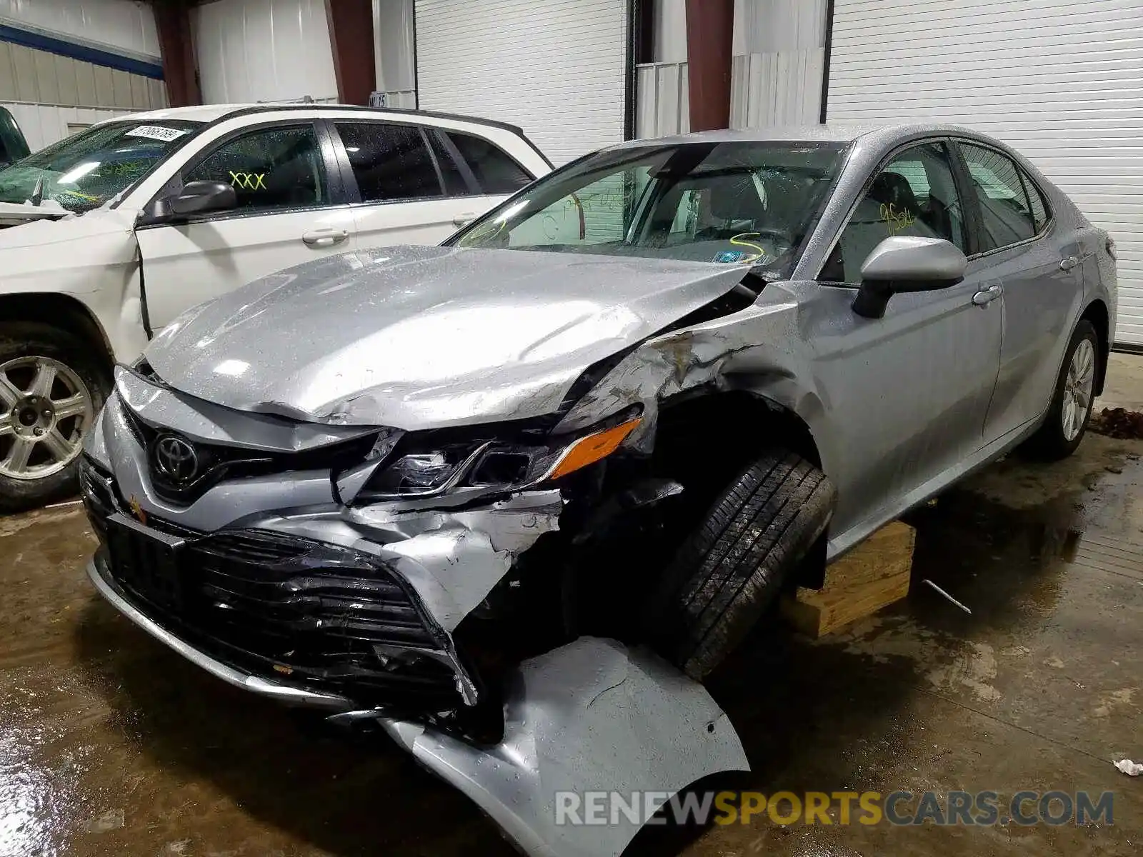 2 Photograph of a damaged car 4T1B11HK8KU208474 TOYOTA CAMRY 2019