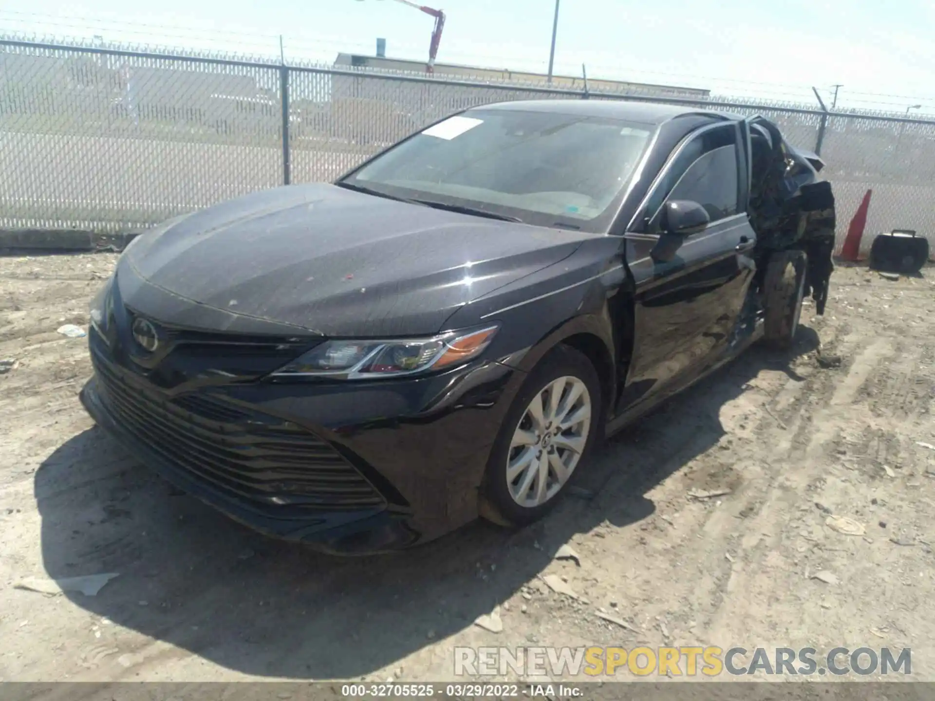 2 Photograph of a damaged car 4T1B11HK8KU208894 TOYOTA CAMRY 2019