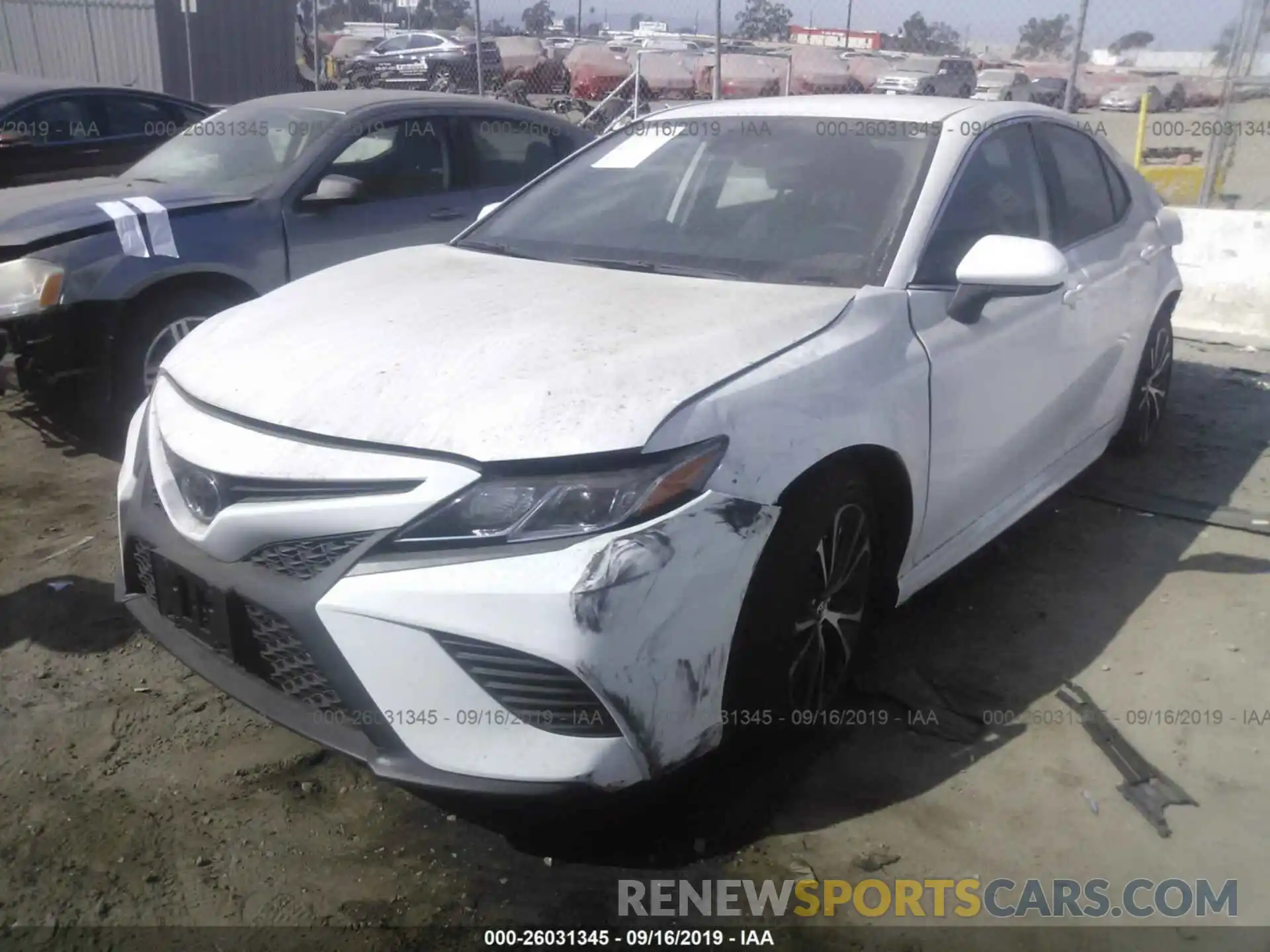 2 Photograph of a damaged car 4T1B11HK8KU209916 TOYOTA CAMRY 2019