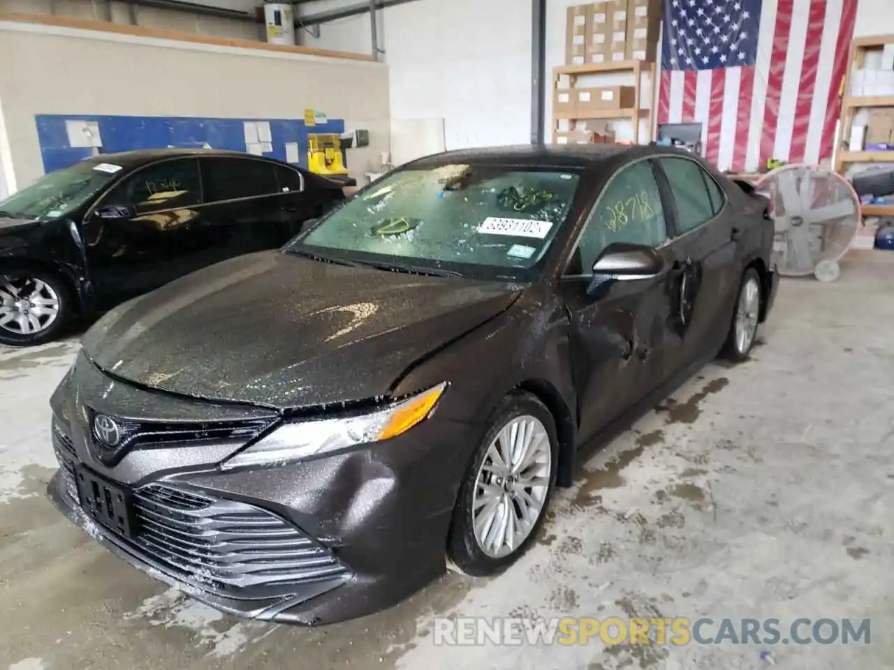 2 Photograph of a damaged car 4T1B11HK8KU212623 TOYOTA CAMRY 2019