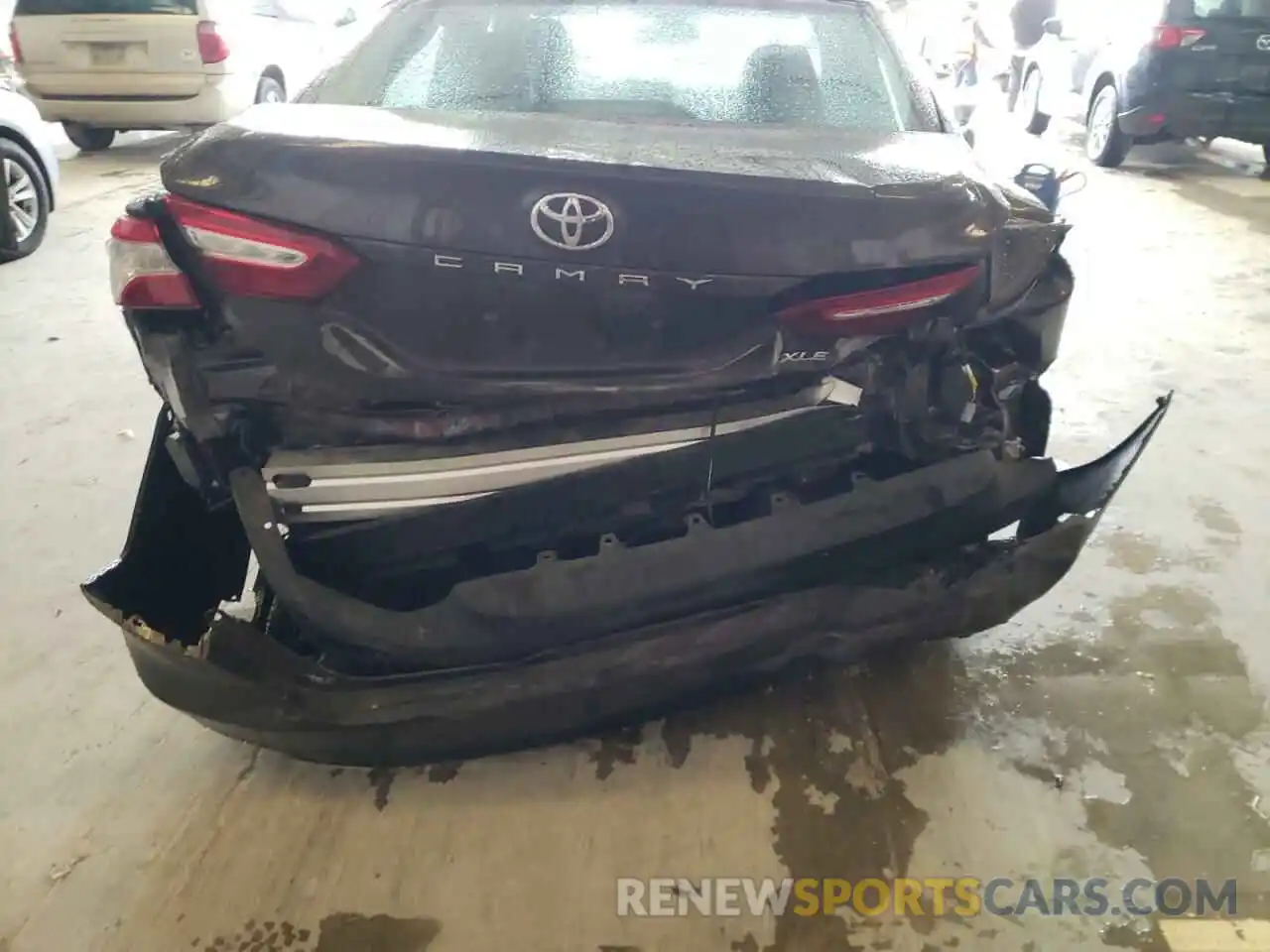 9 Photograph of a damaged car 4T1B11HK8KU212623 TOYOTA CAMRY 2019